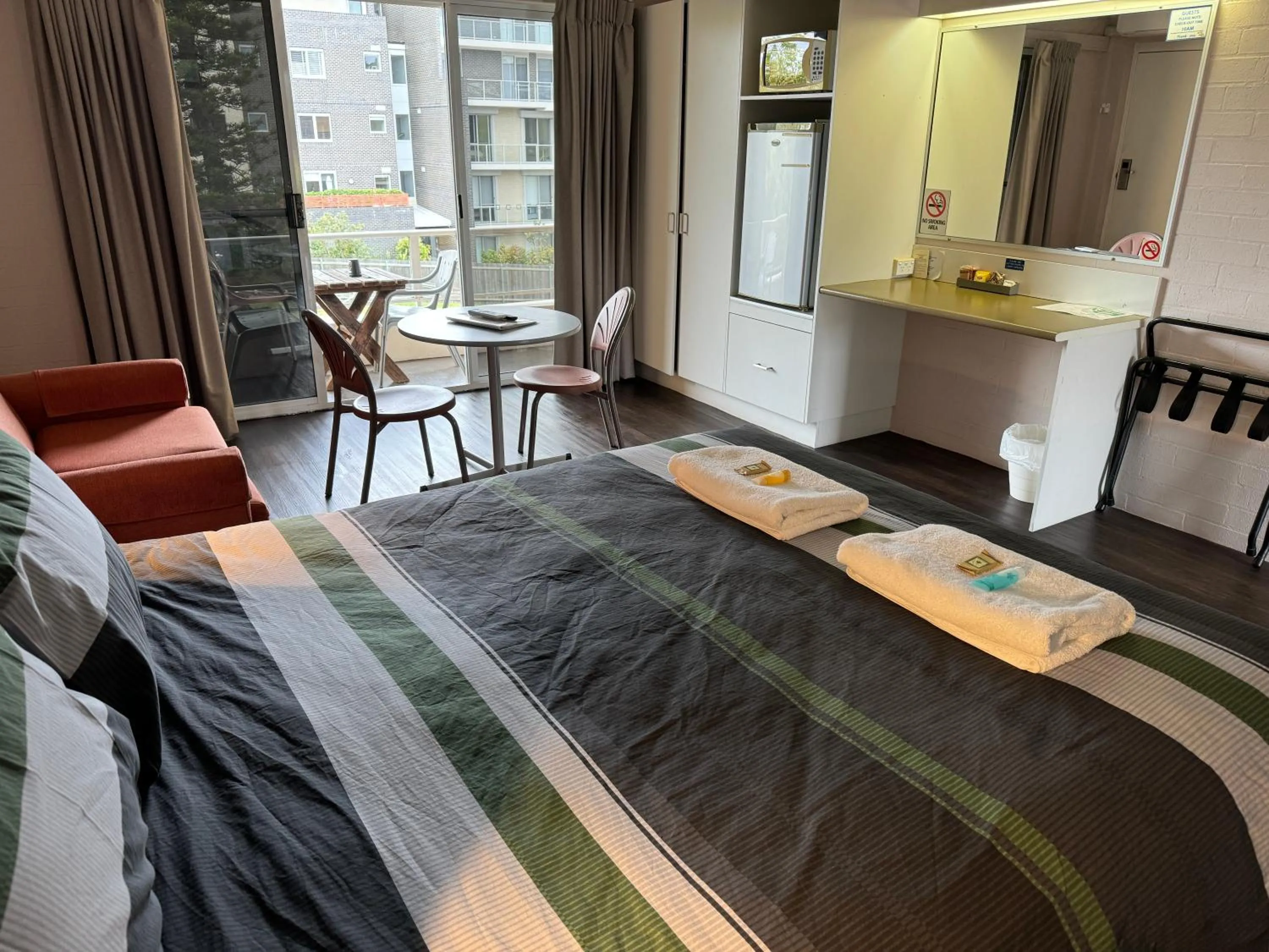 Bed in Ulladulla Harbour Motel