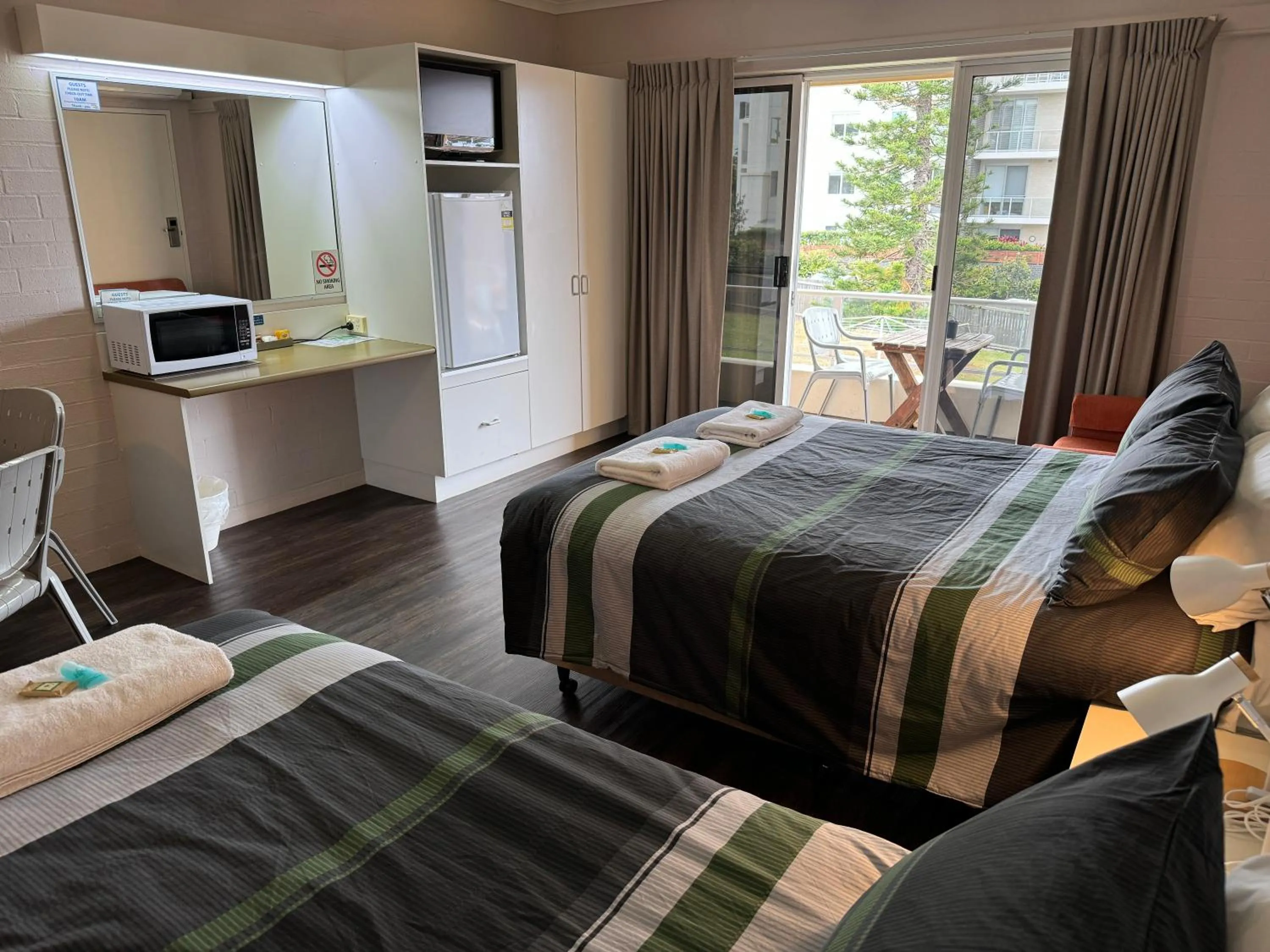 Bed in Ulladulla Harbour Motel