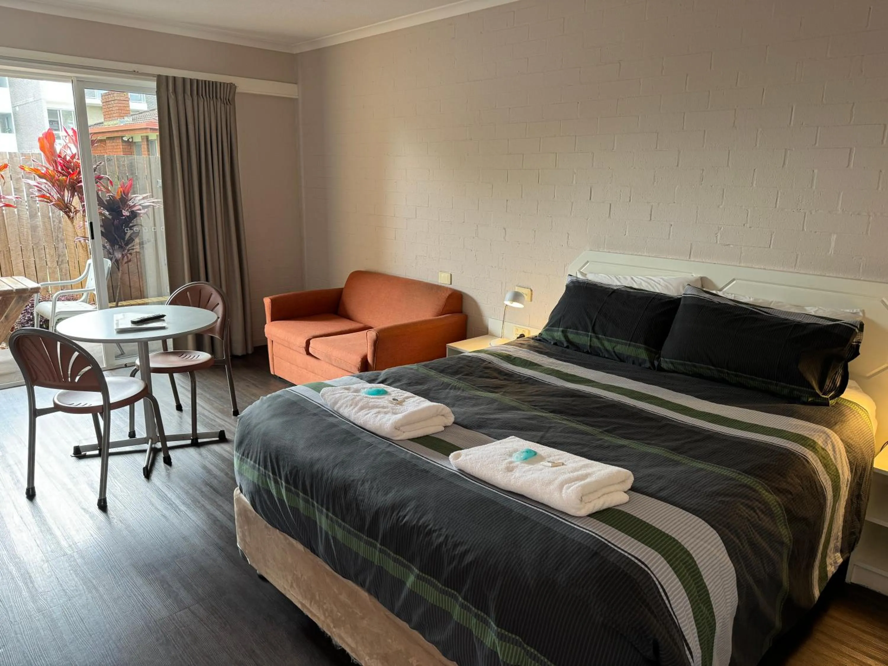 Bed in Ulladulla Harbour Motel