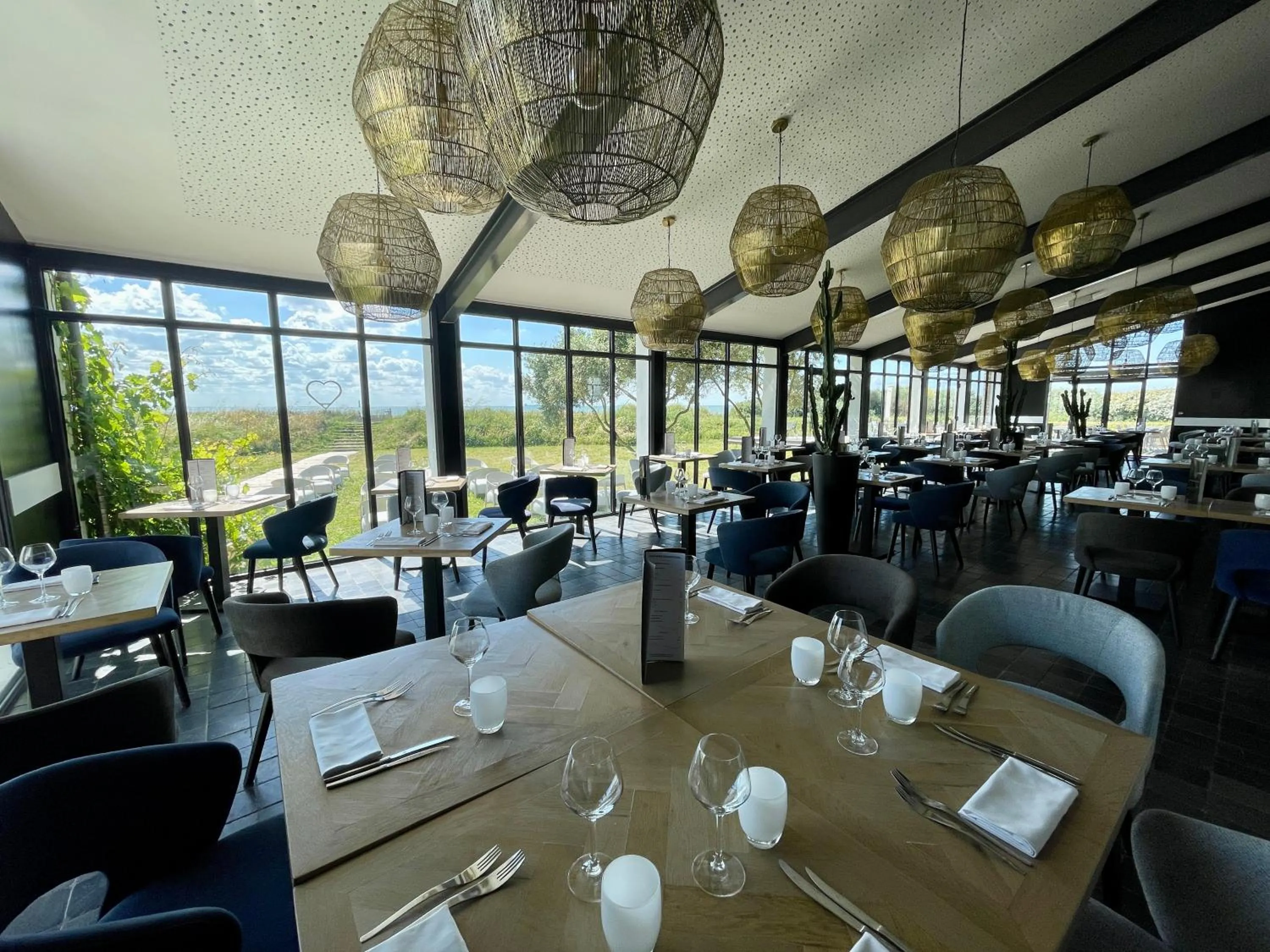 Restaurant/places to eat in Hôtel Atalante - Relais Thalasso & Spa