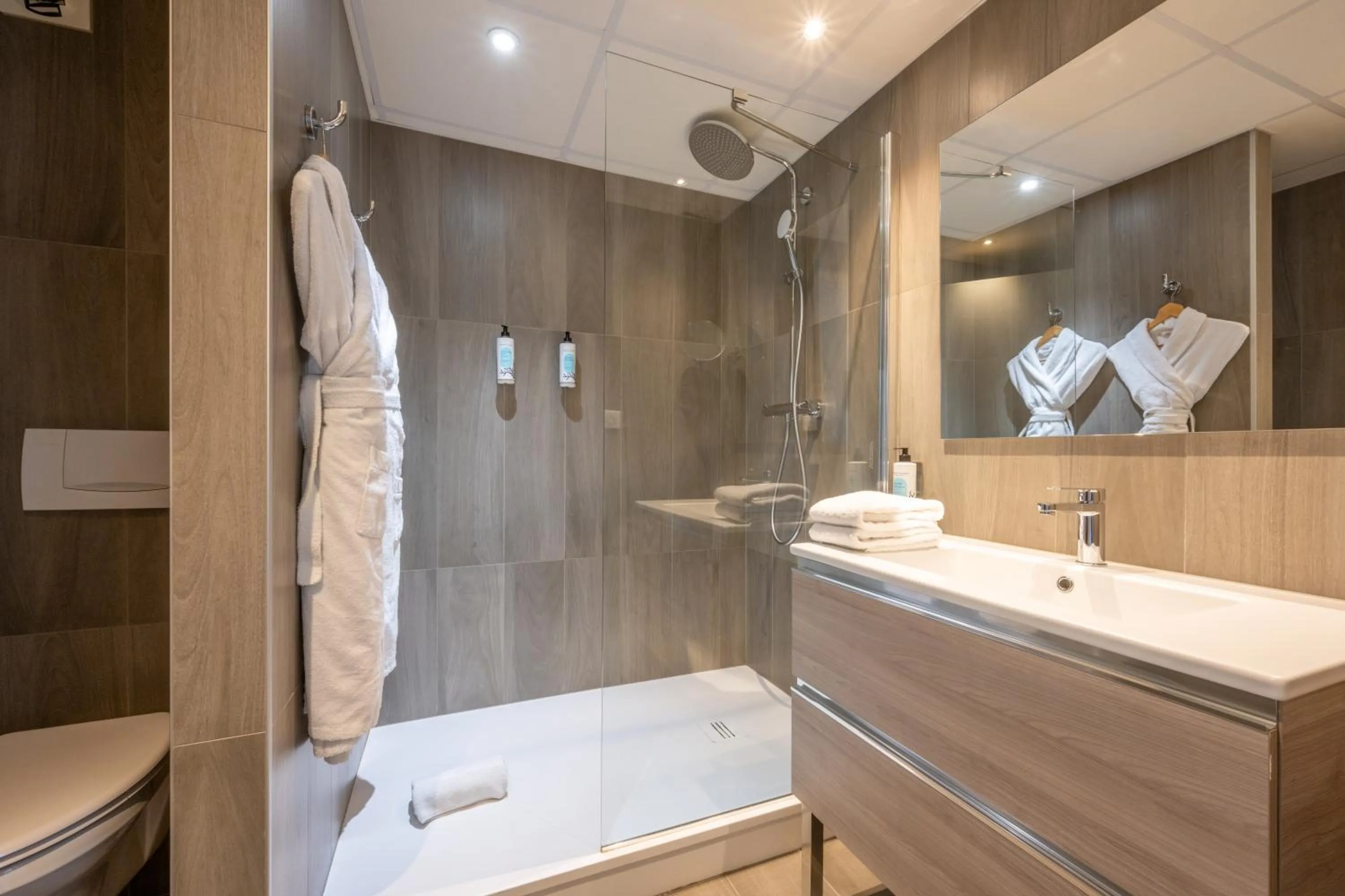 Shower in Hôtel Atalante - Relais Thalasso & Spa