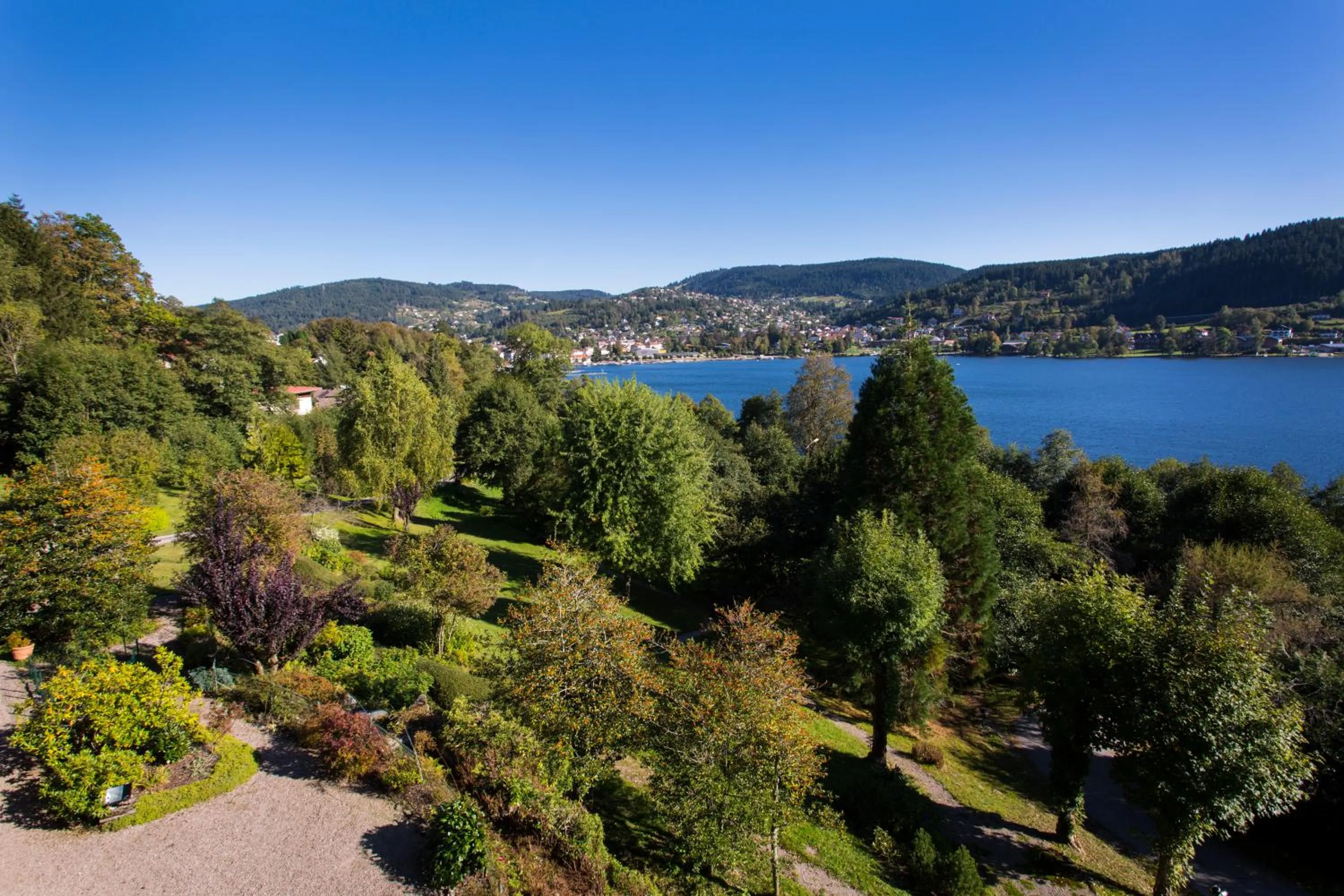 Garden in Le Manoir Au Lac