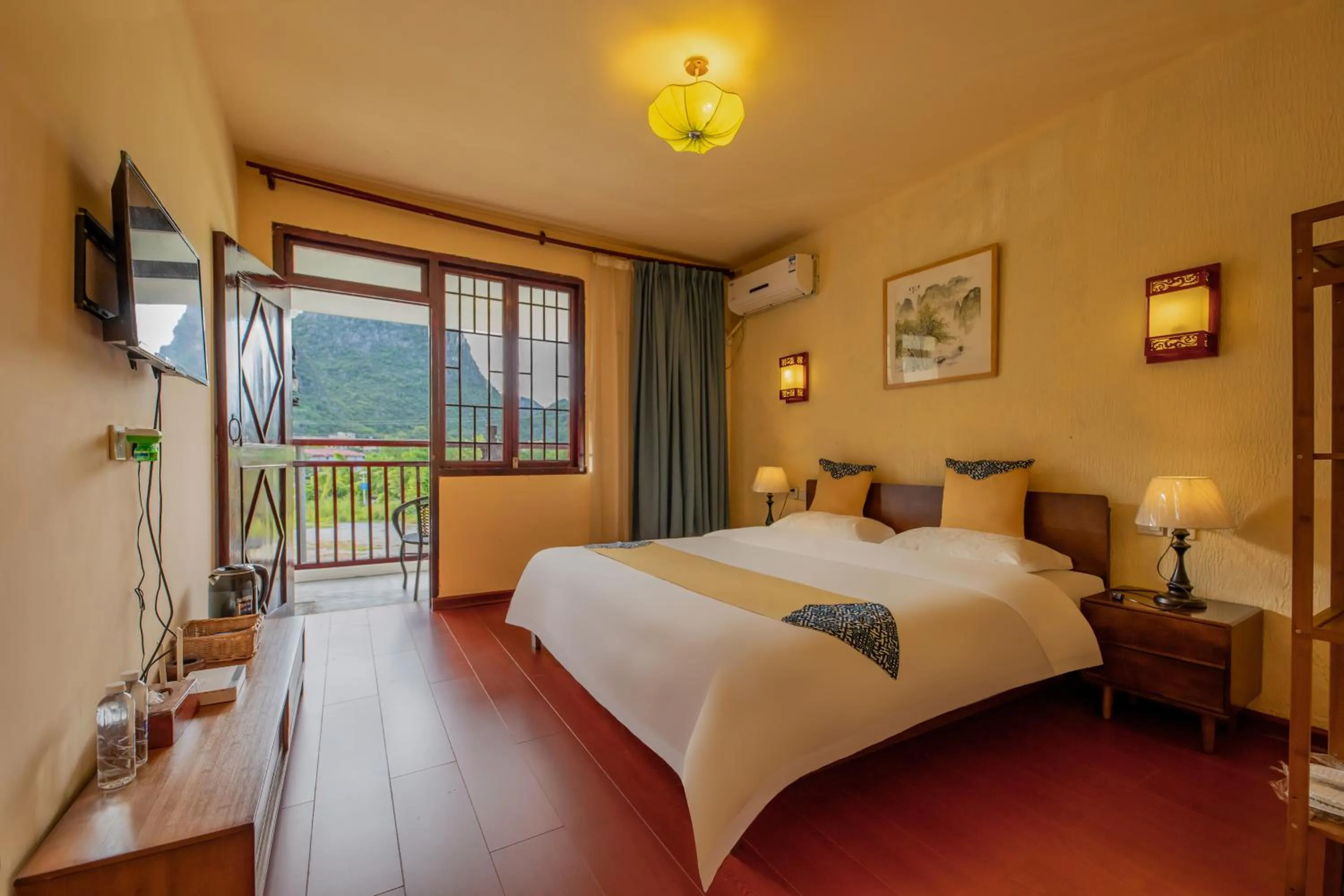 Bed in Secret Courtyard Resort Hotel