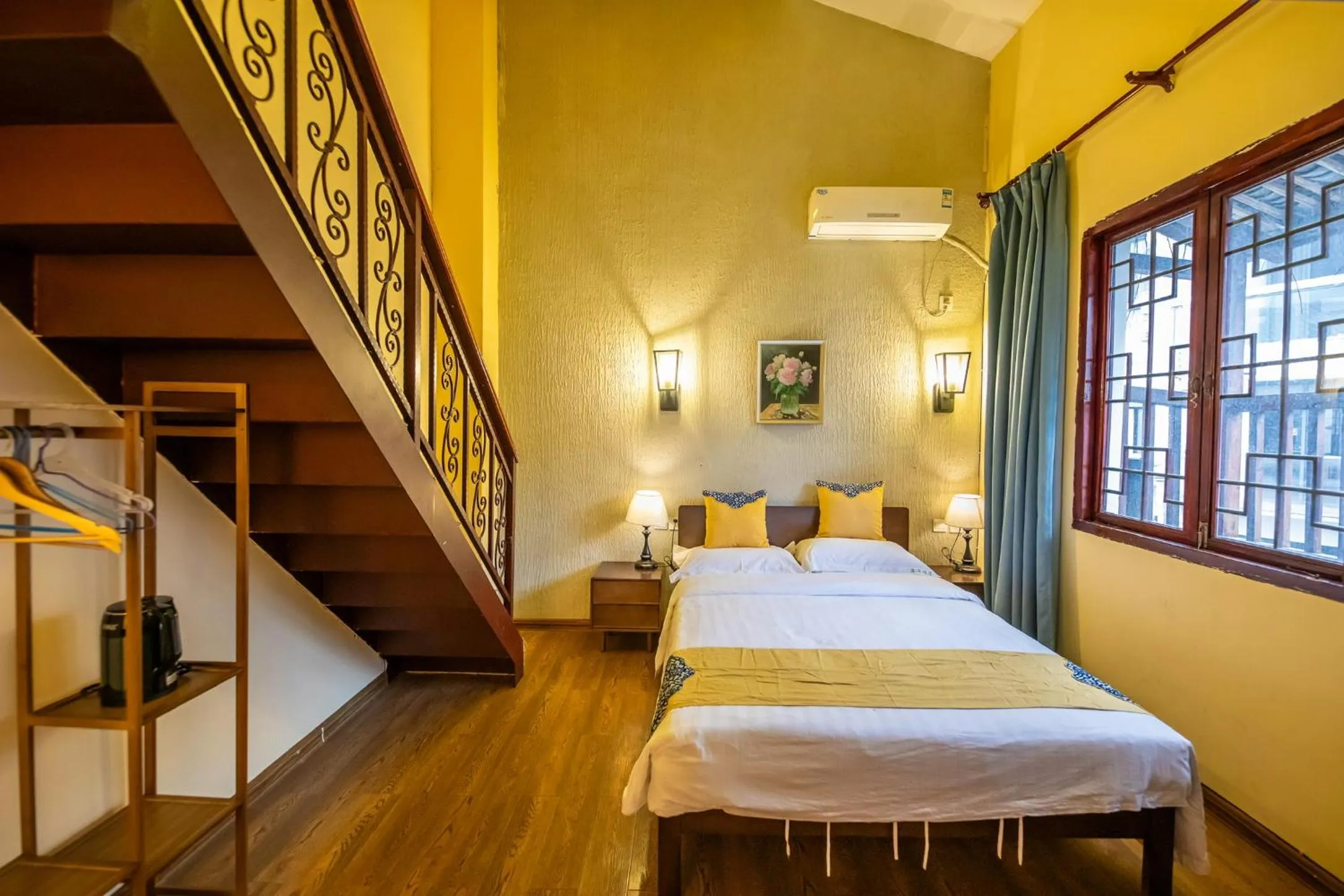 Bed in Secret Courtyard Resort Hotel