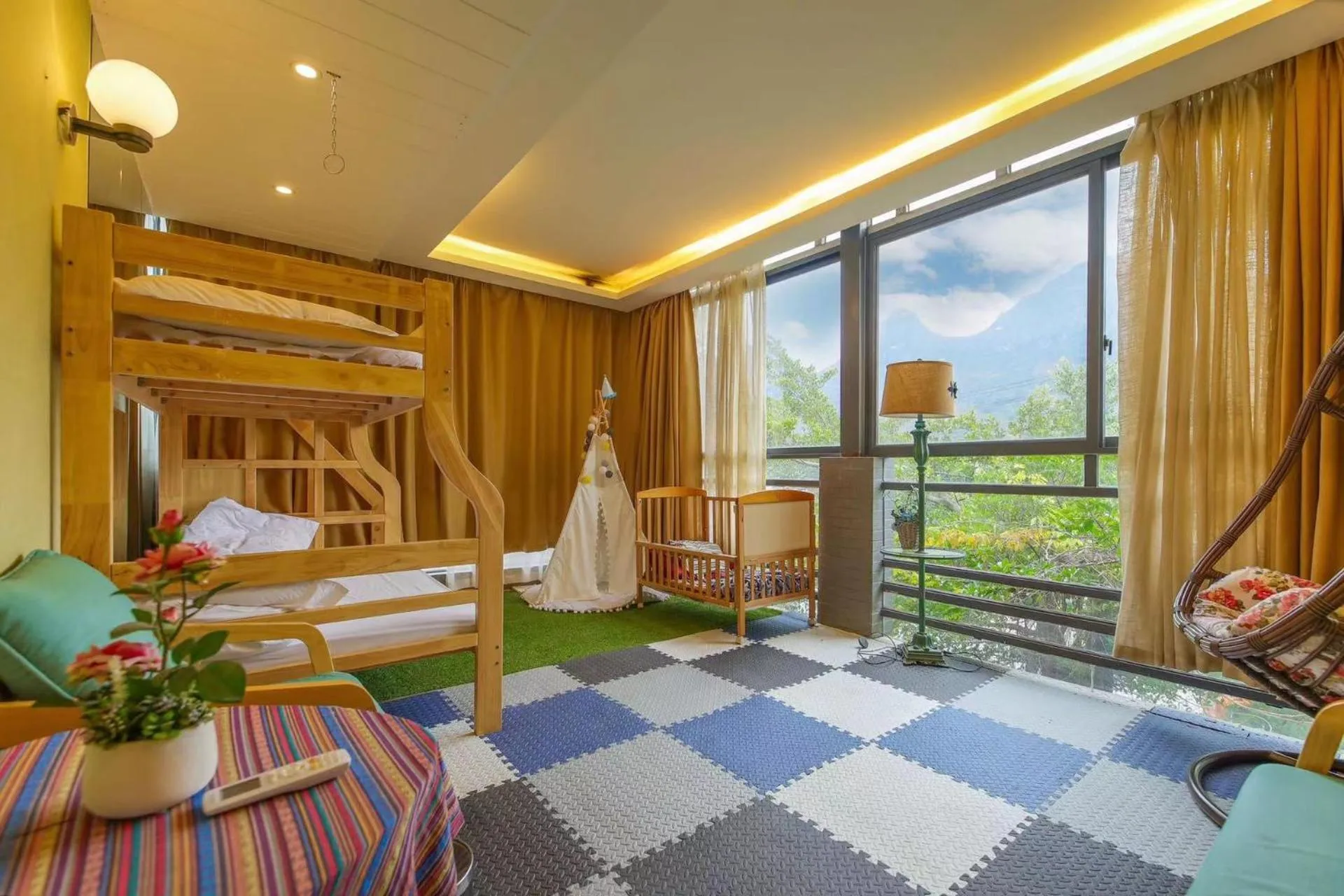 Bed in Secret Courtyard Resort Hotel