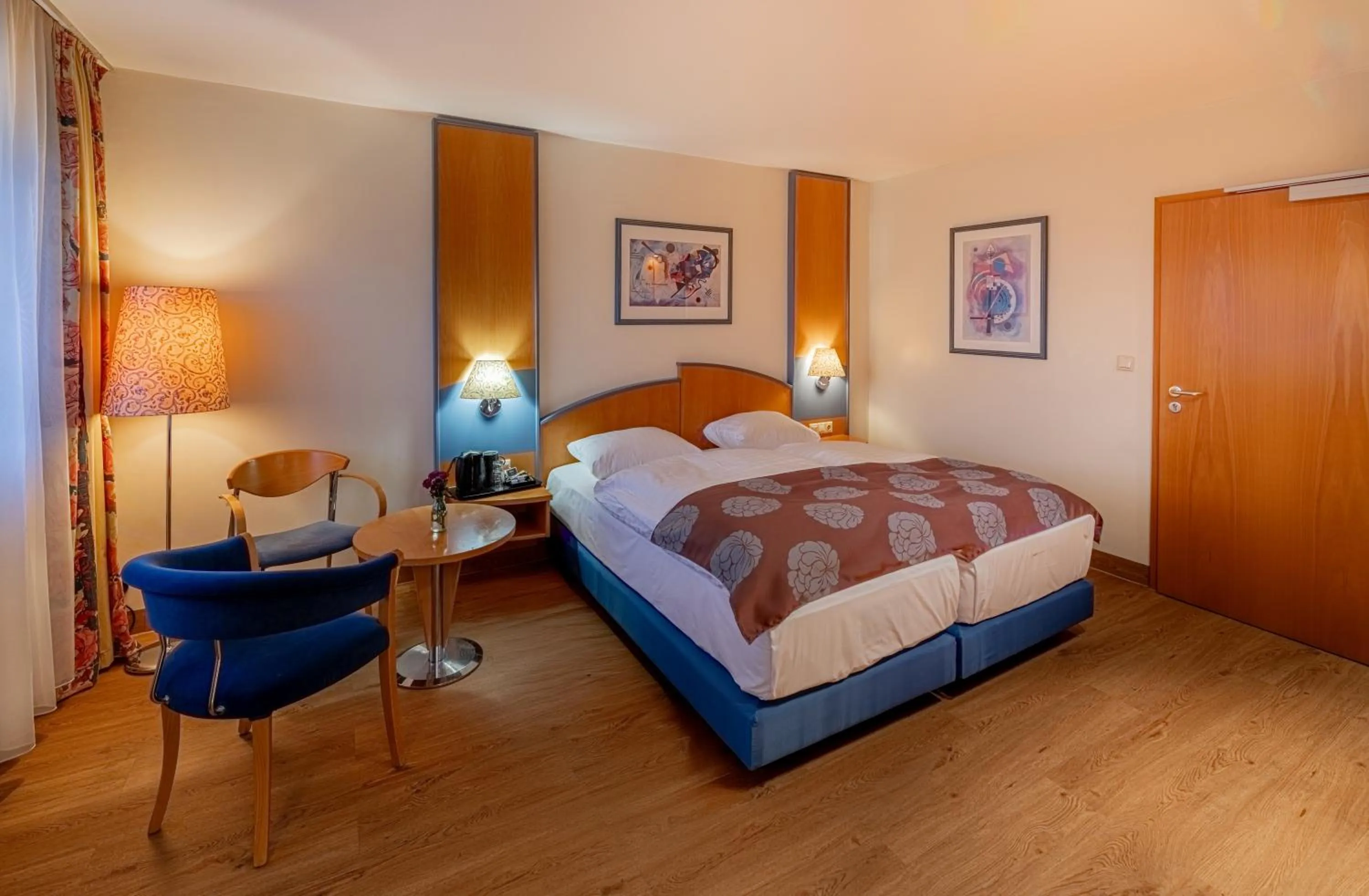 Photo of the whole room, Bed in Hotel Karl