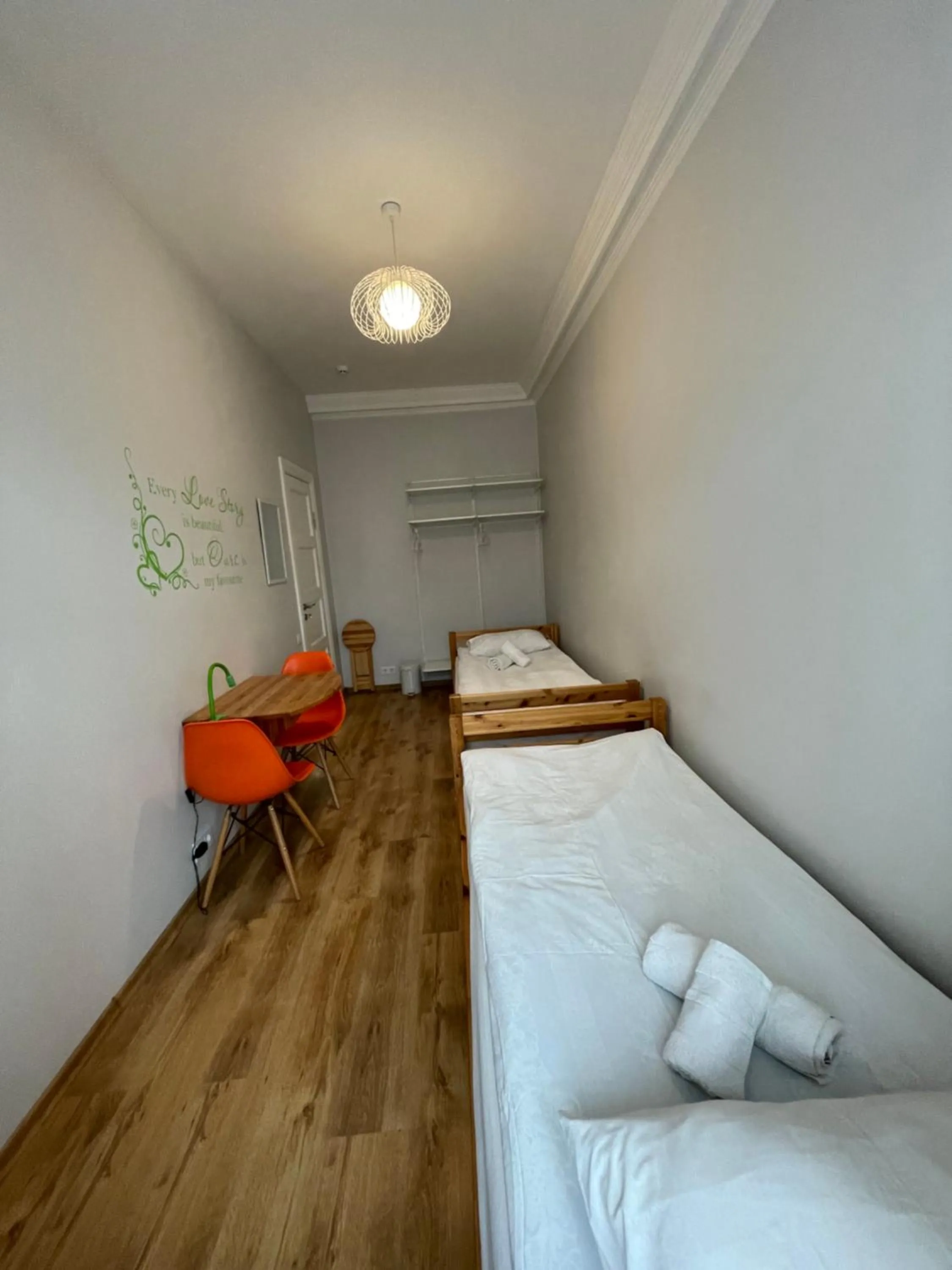 Bed in Orange Cat Rooms
