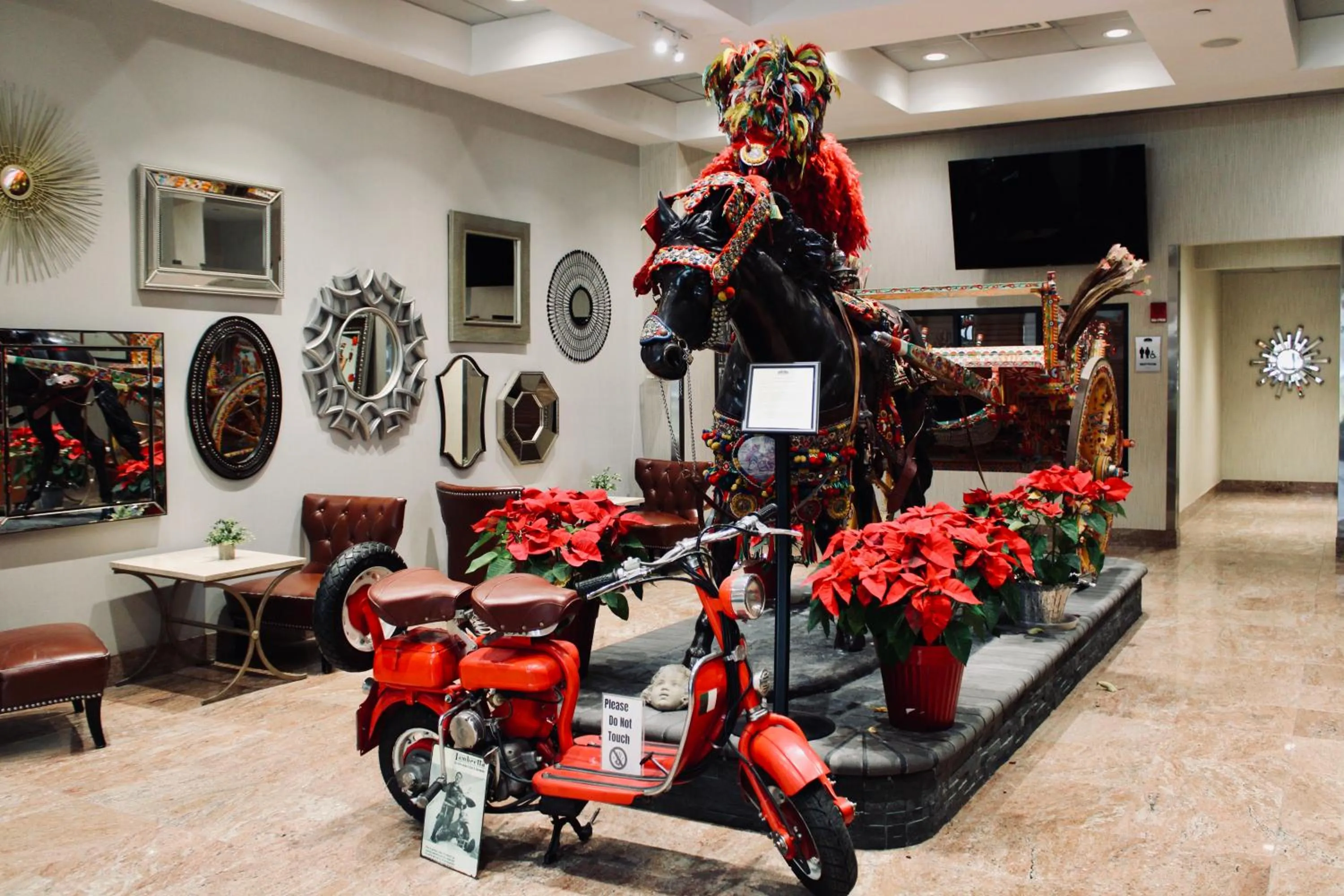 Lobby or reception in Marco LaGuardia Hotel & Suites