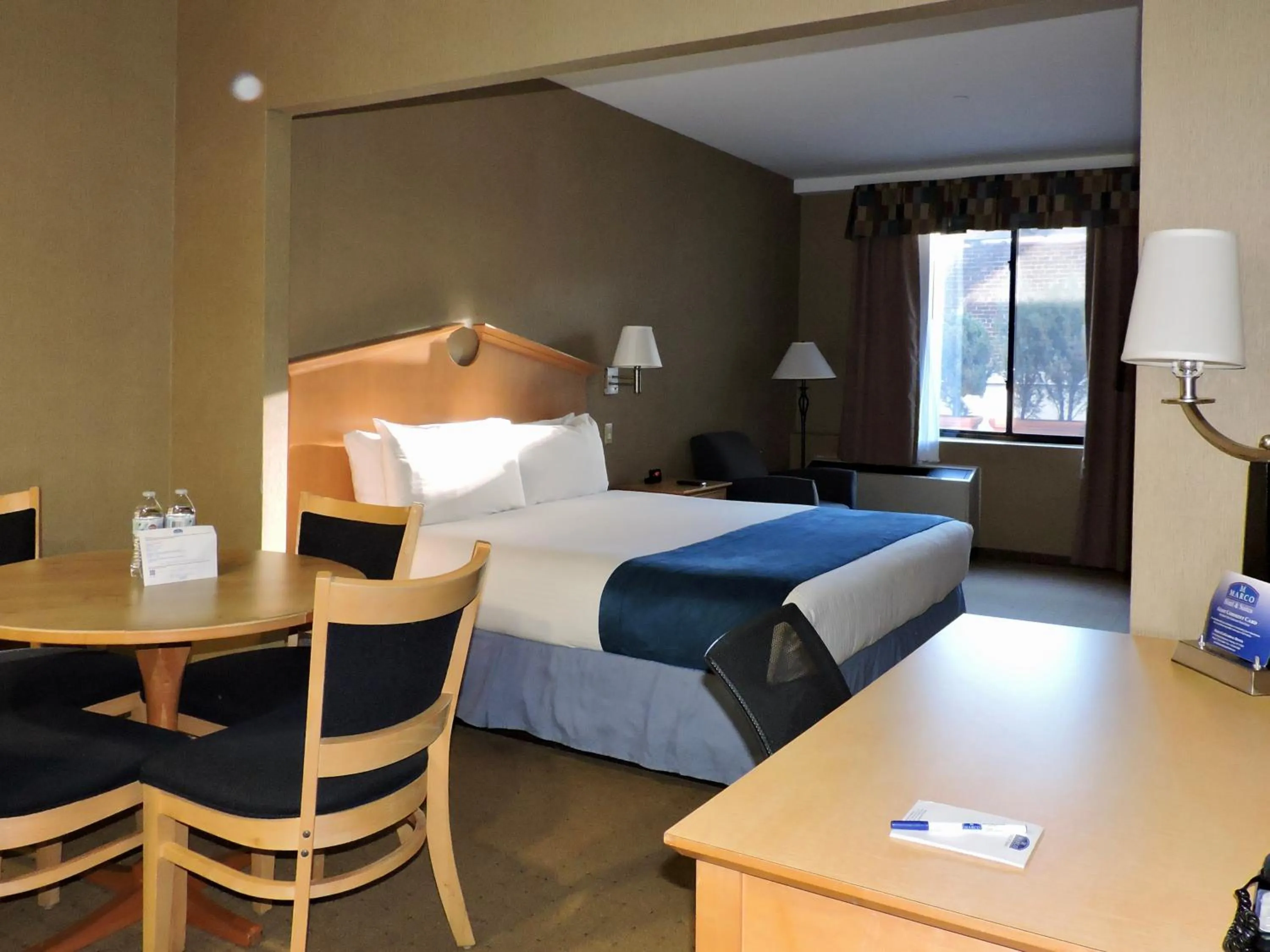 Bedroom, Bed in Marco LaGuardia Hotel & Suites