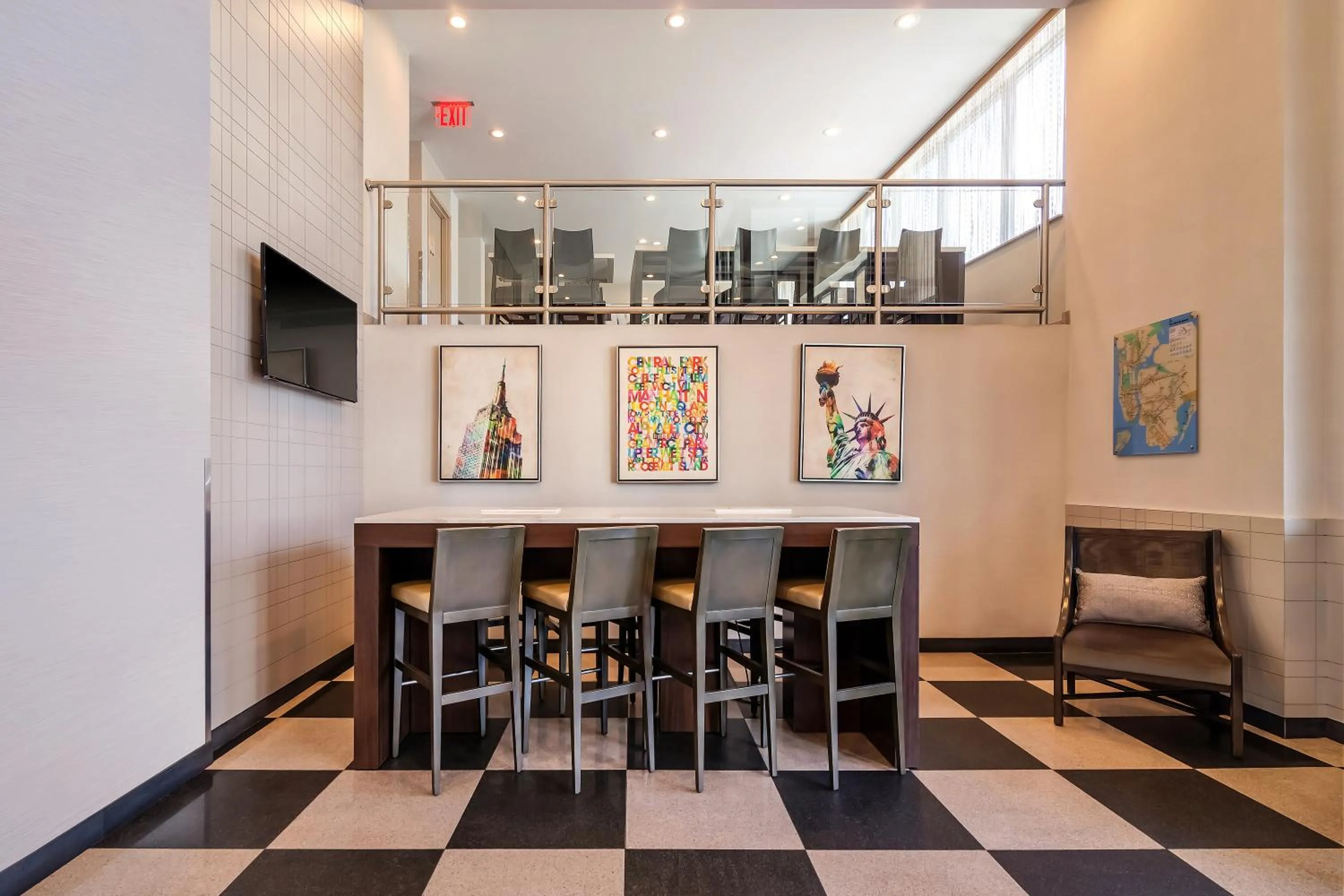 Seating area in Best Western Plus Plaza Hotel