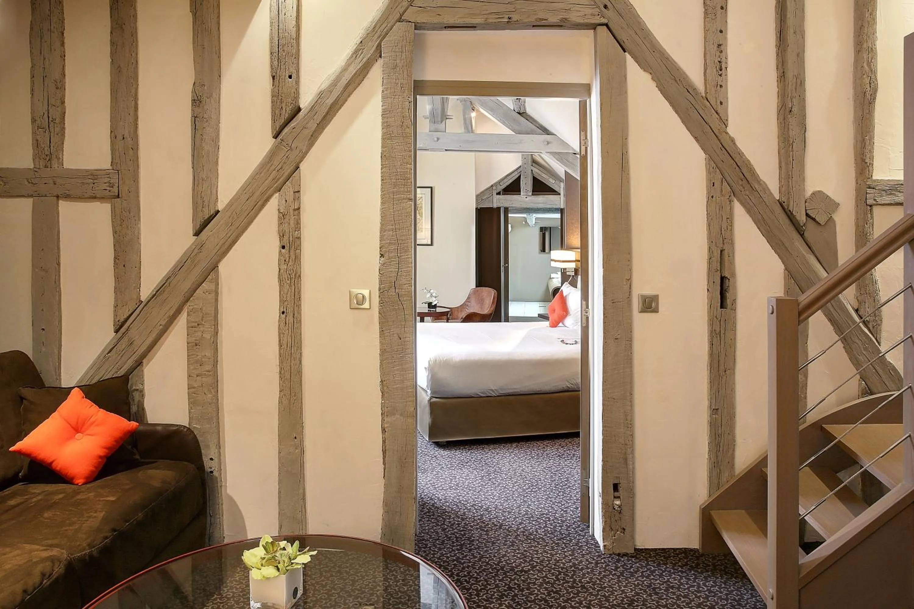 Decorative detail, Bed in Best Western Premier de La Poste & Spa