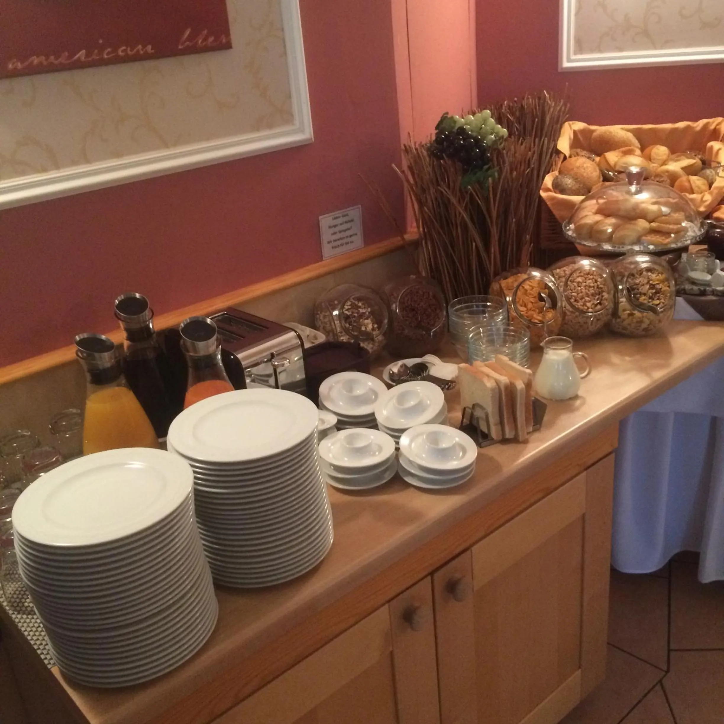 Buffet breakfast in Hotel Abalone