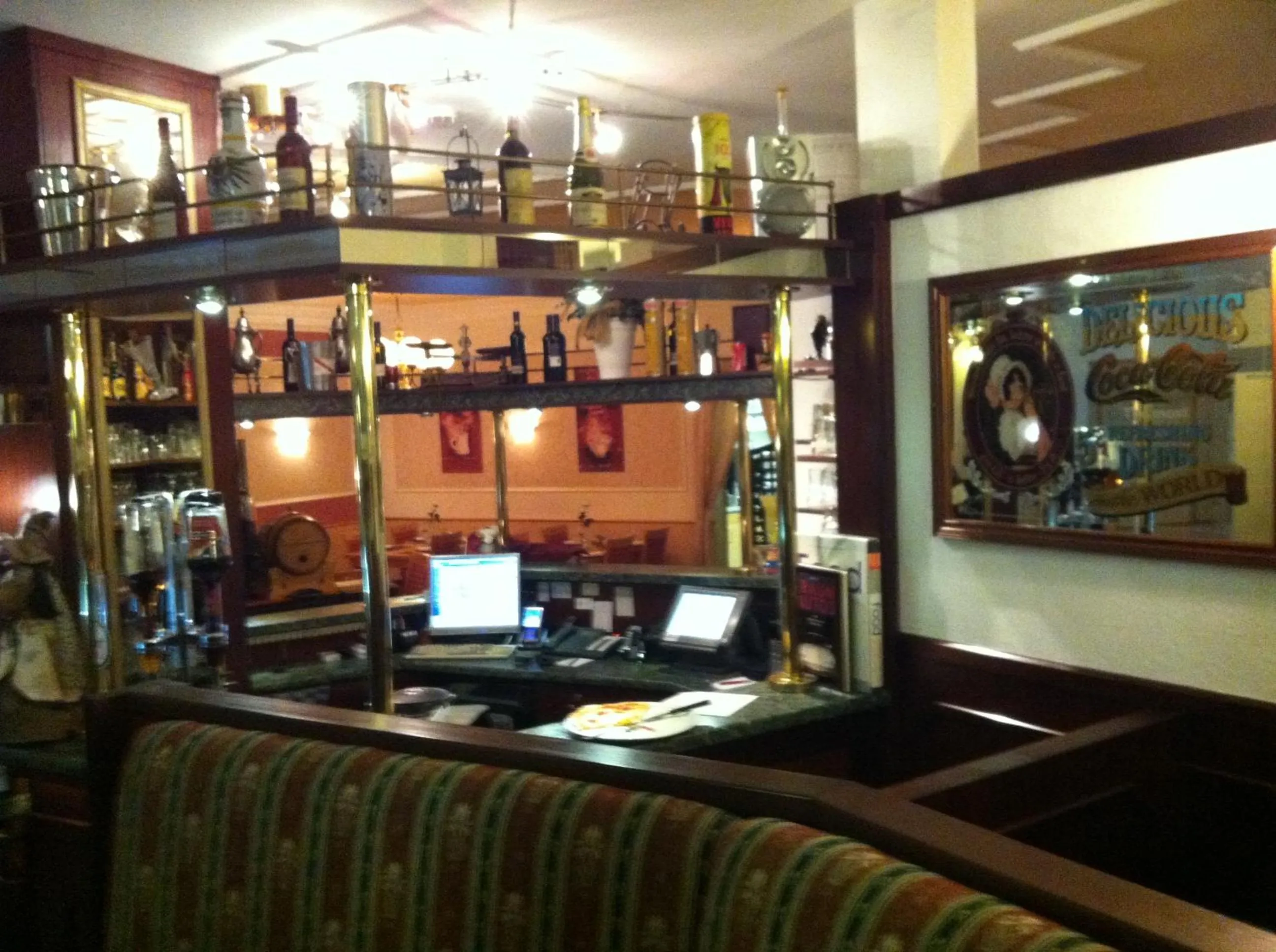 Lounge or bar in Hotel Abalone
