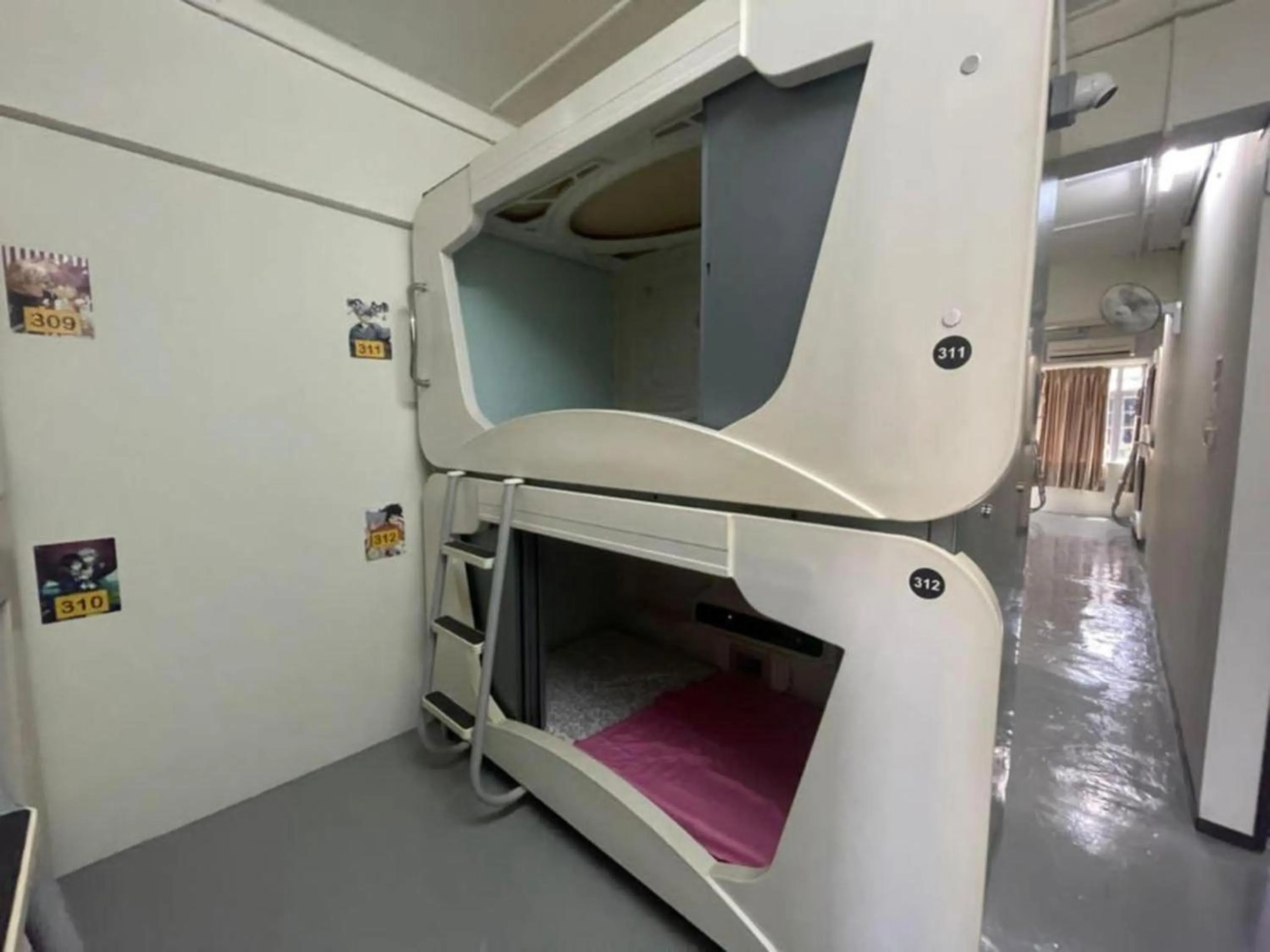 bunk bed in Hotel O The Space Inn