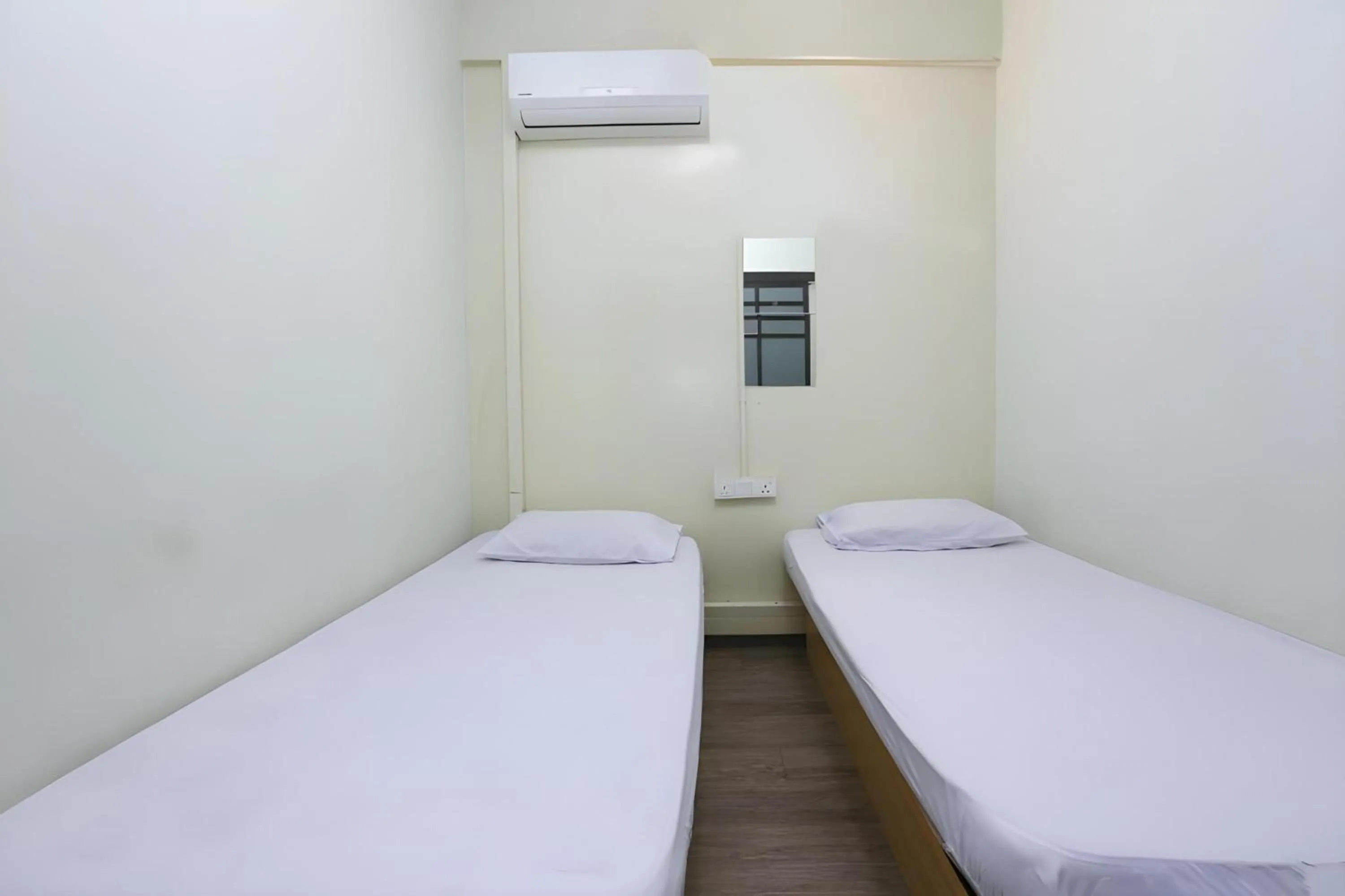 Bedroom, Bed in Hotel O The Space Inn