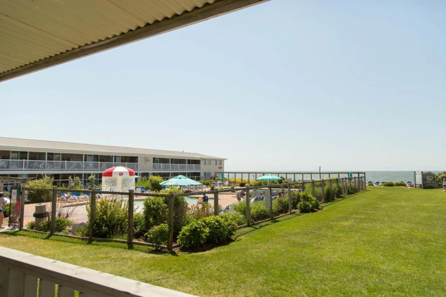 Swimming pool in Riviera Beach Resort