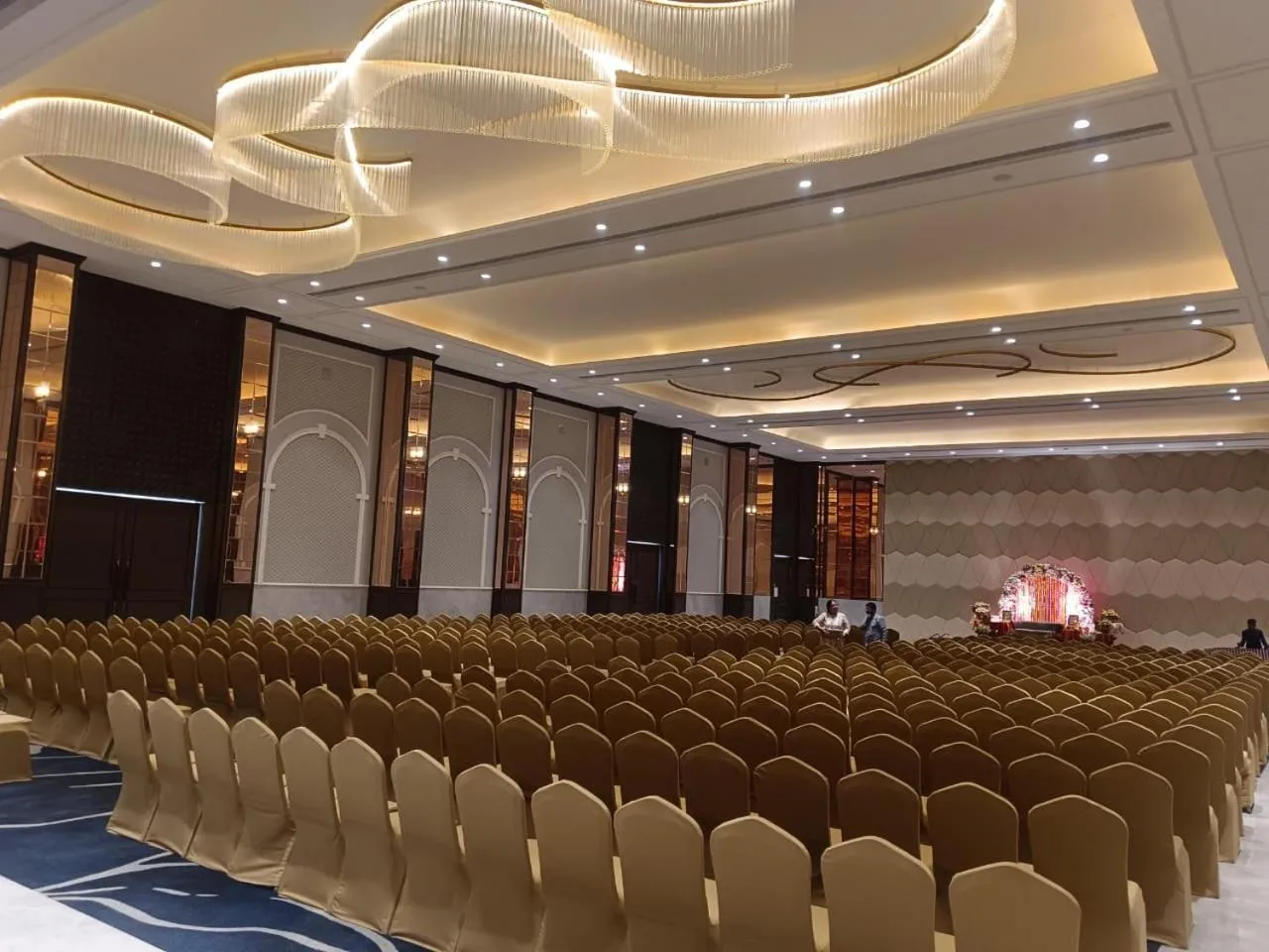 Seating area in Enrise by Sayaji Bhopal