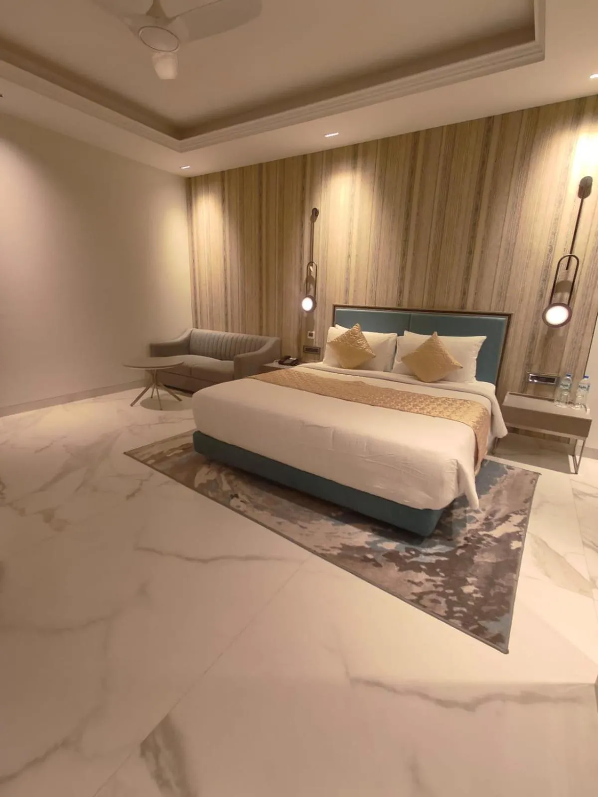 Photo of the whole room, Bed in Enrise by Sayaji Bhopal