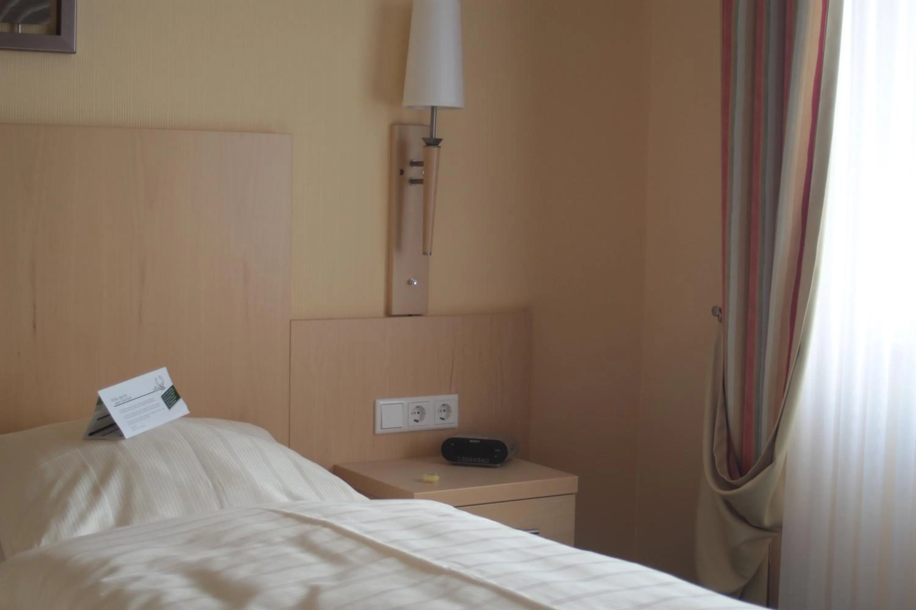 Bedroom, Bed in Akzent Hotel Hubertus