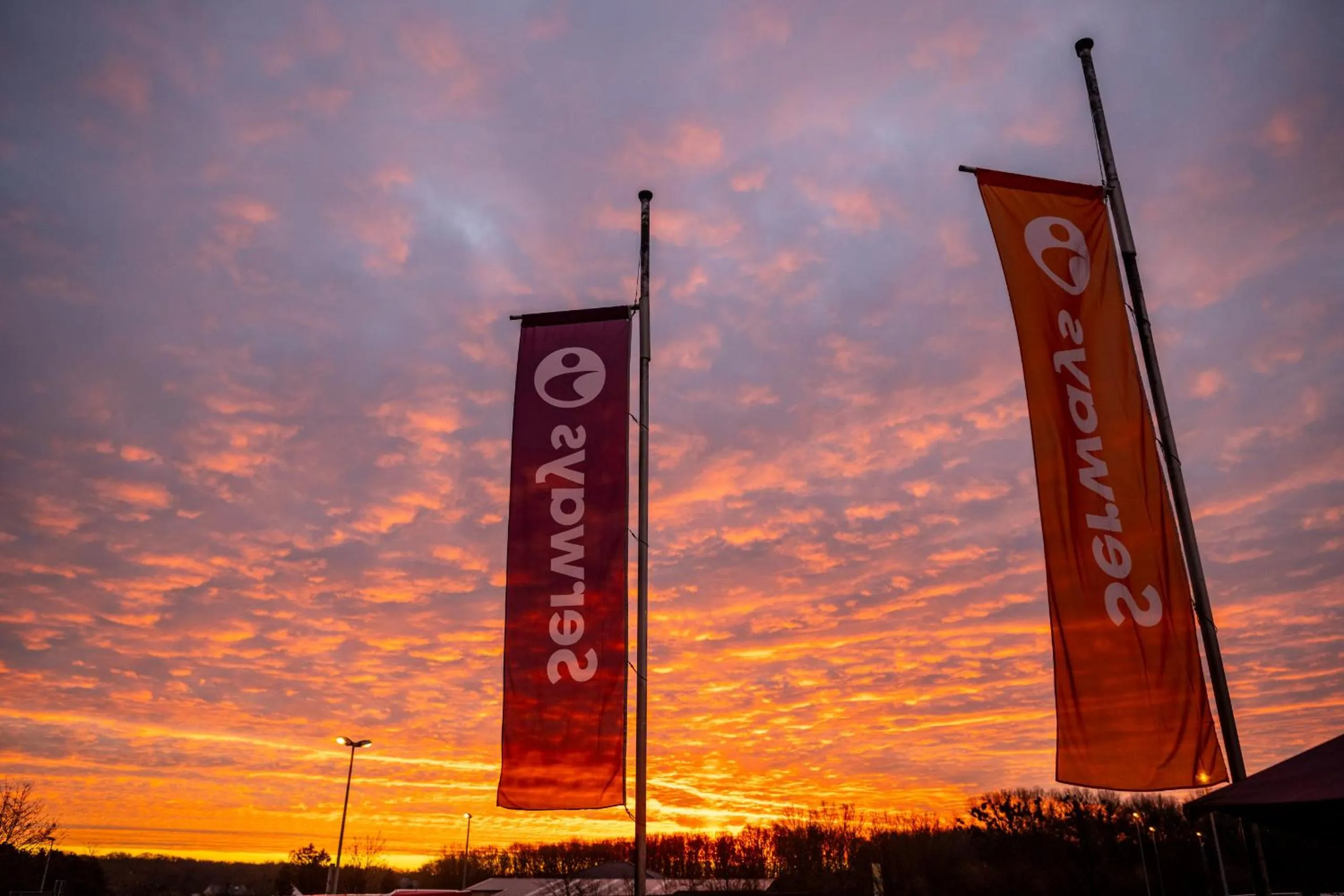 Logo/Certificate/Sign in Hotel Rhynern Nord