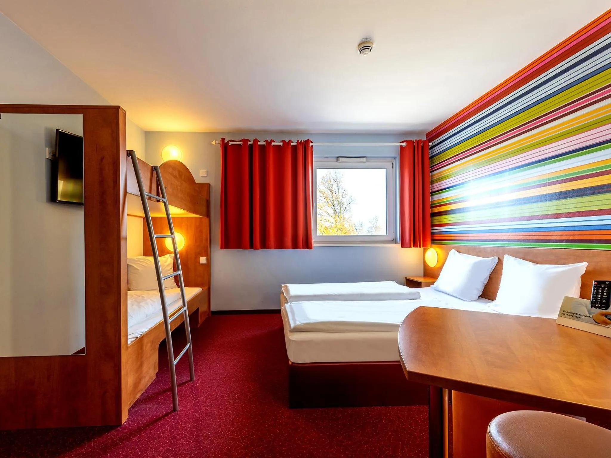 Photo of the whole room, Bed in Hotel Rhynern Nord