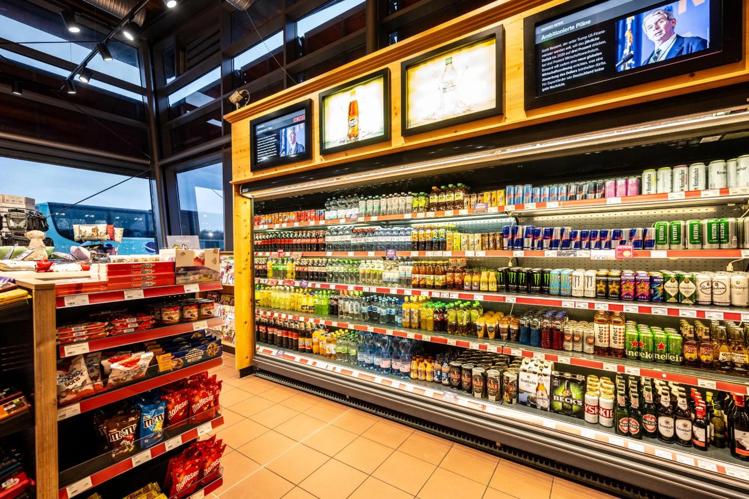 Shopping Area in Hotel Rhynern Nord