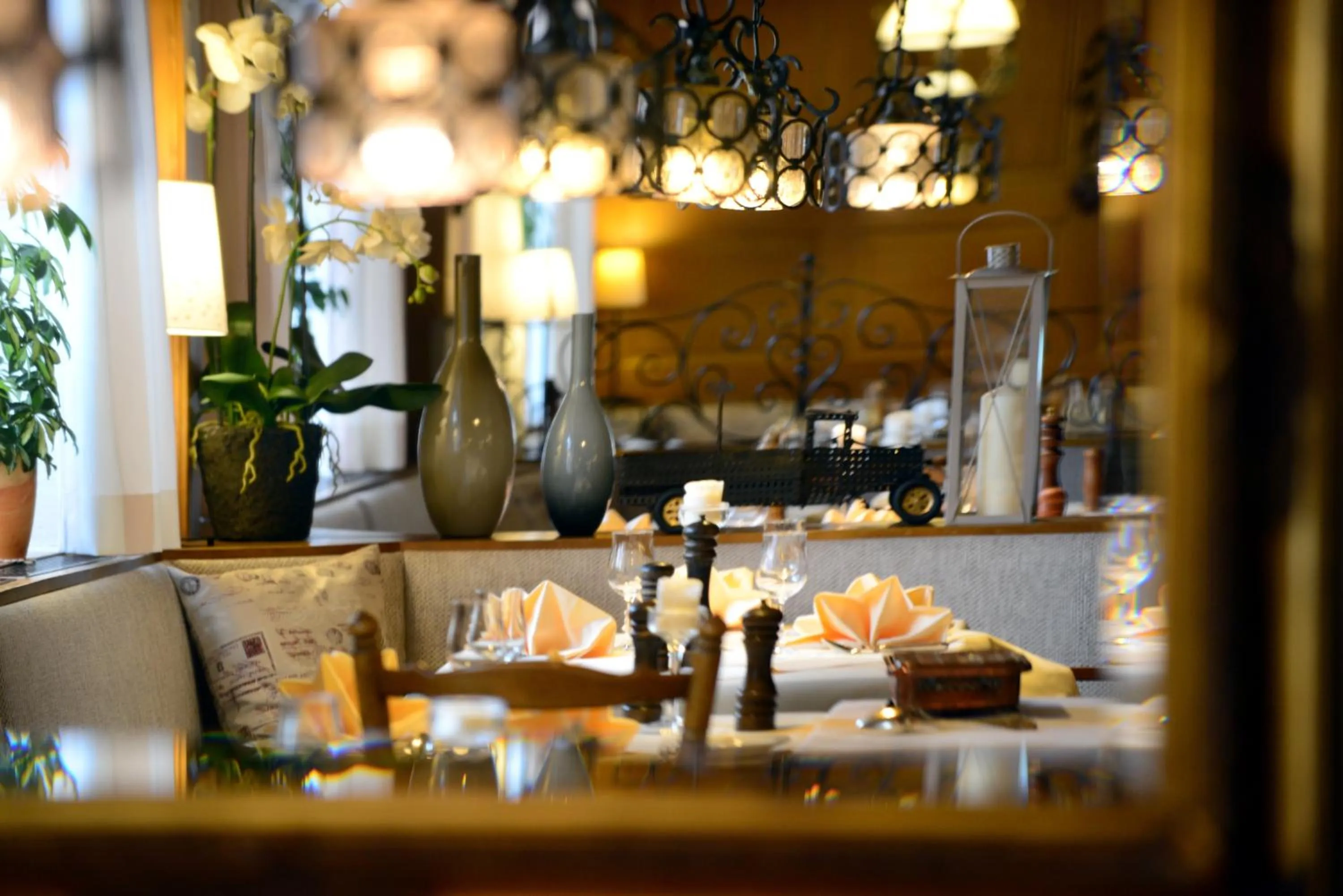 Restaurant/places to eat in Hotel Hohenstaufen