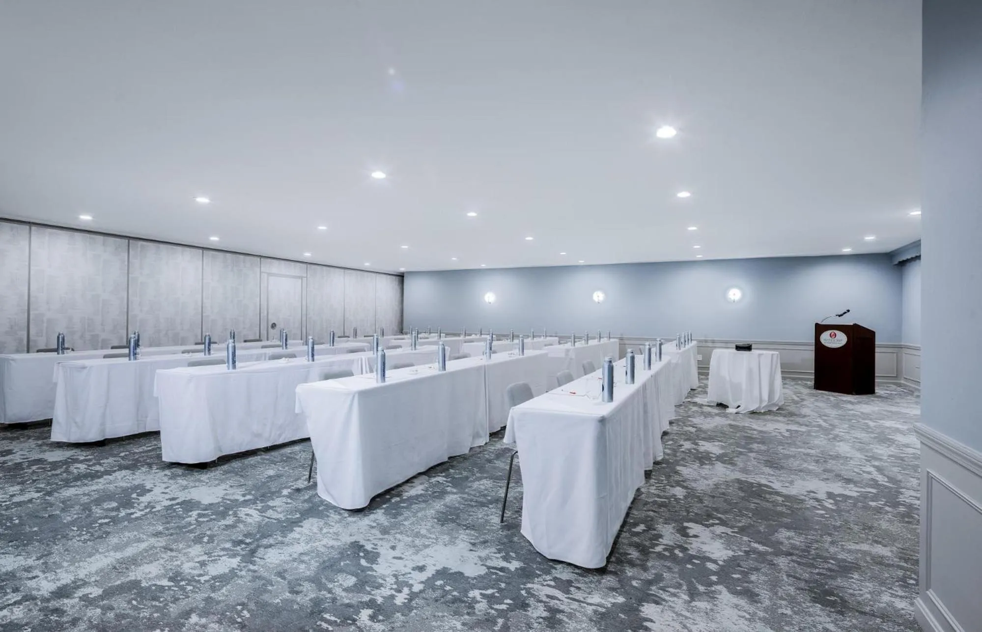 Meeting/conference room in Red Jacket Beach Resort