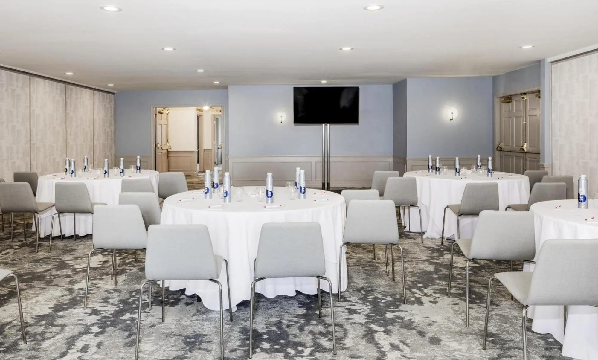 Banquet/Function facilities in Red Jacket Beach Resort