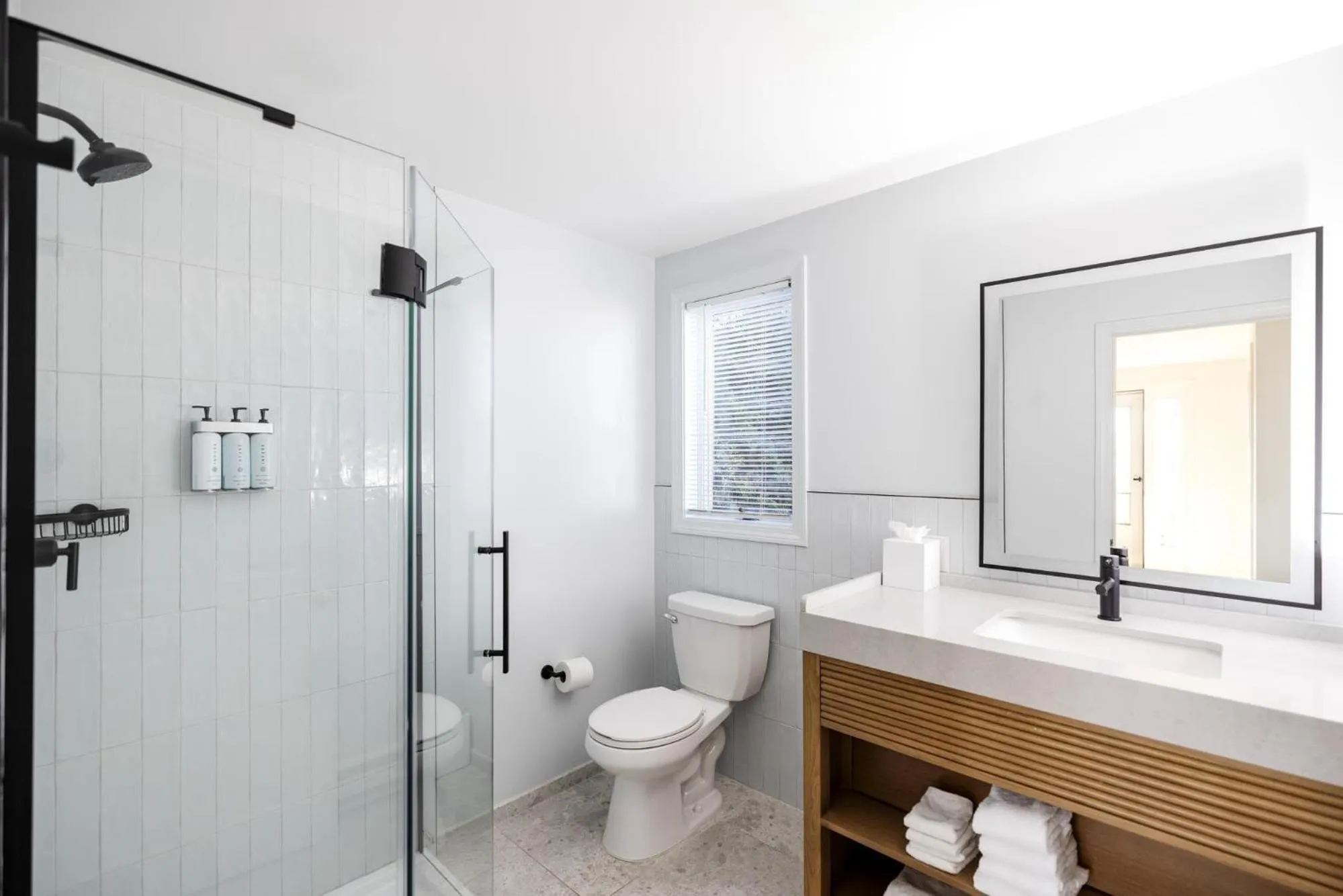 Bathroom in Red Jacket Beach Resort