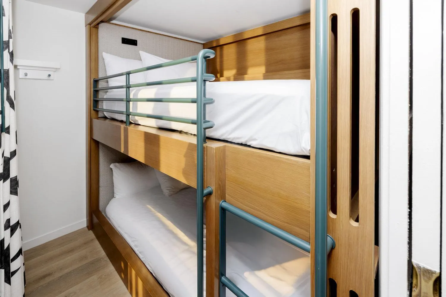 bunk bed, Bed in Red Jacket Beach Resort