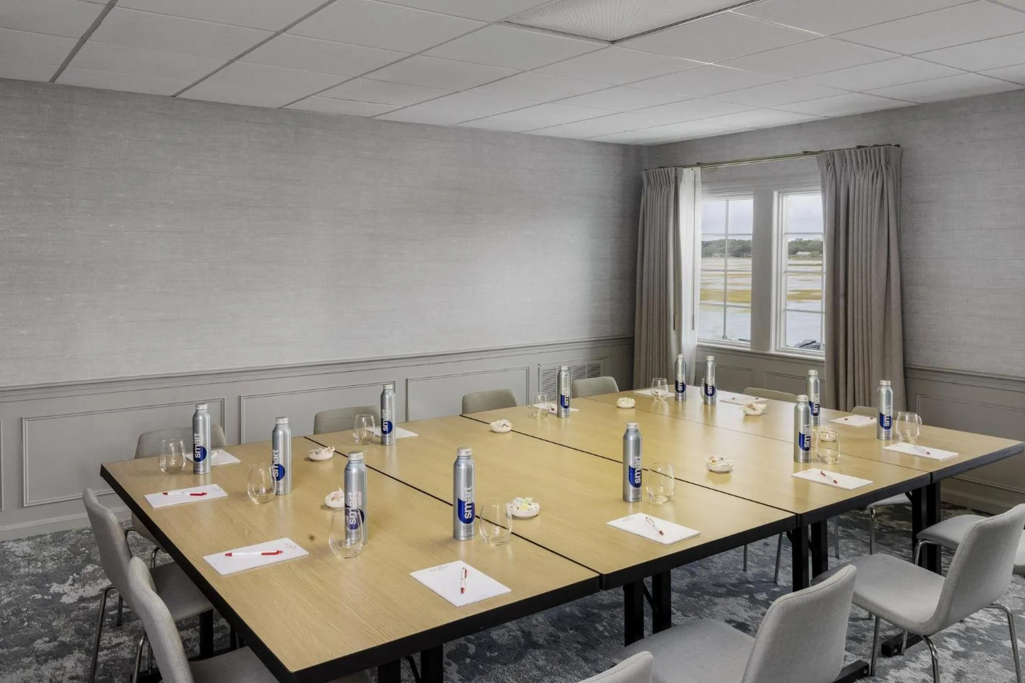 Meeting/conference room in Red Jacket Beach Resort