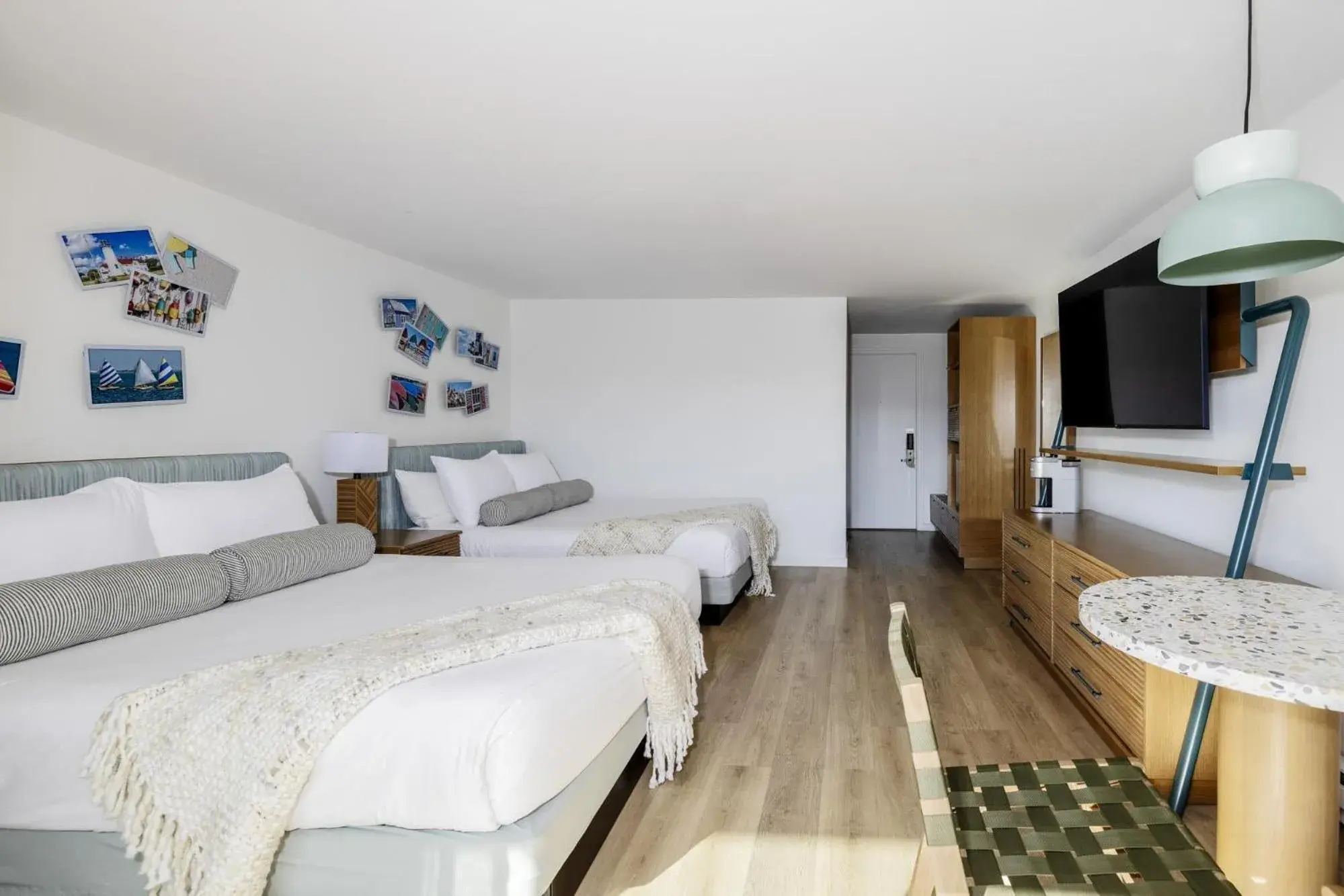 Classic Quadruple Room in Red Jacket Beach Resort Classic Quadruple Room in Red Jacket Beach Resort