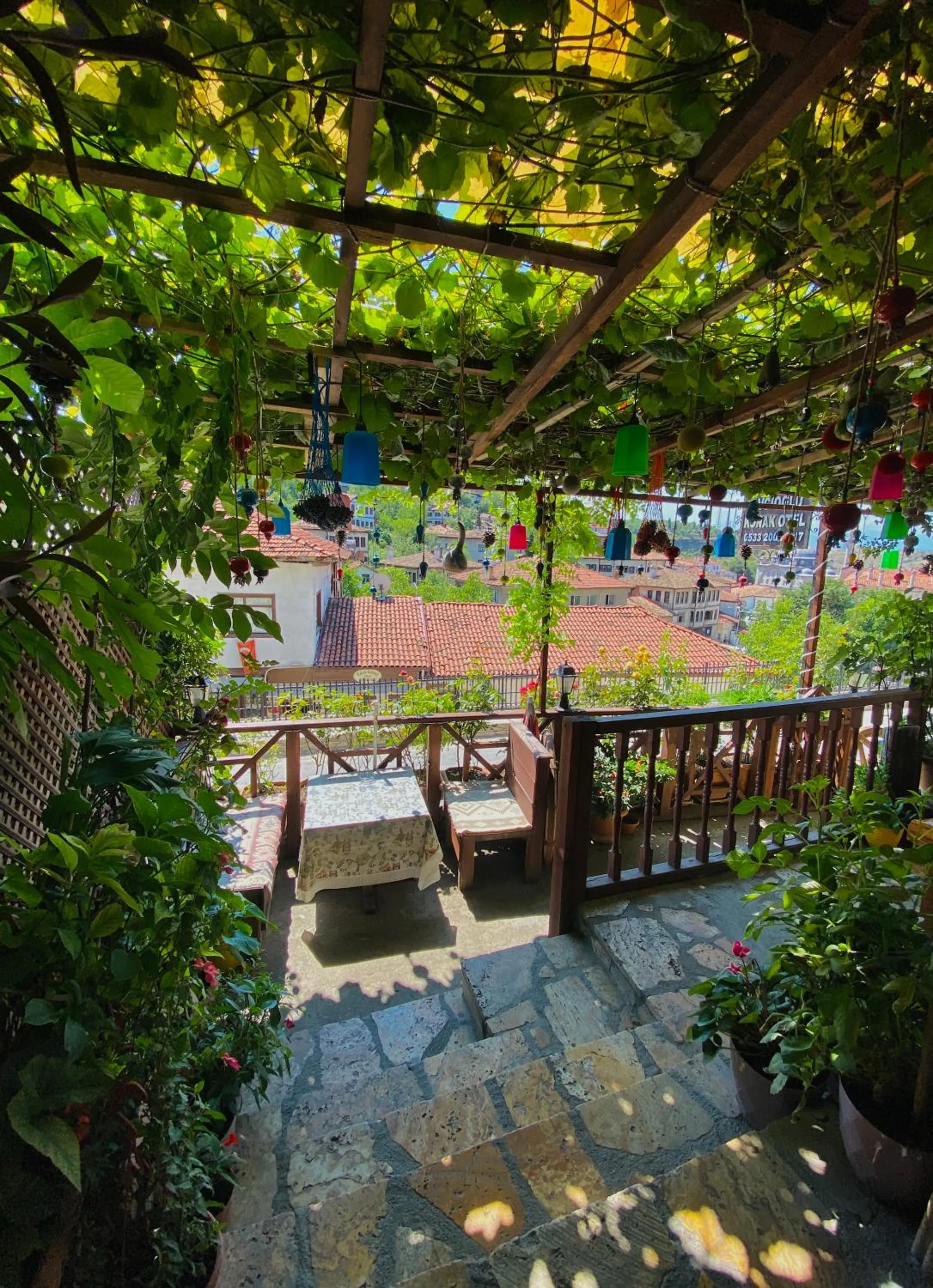 Patio in Avcıoğlu Konak Otel