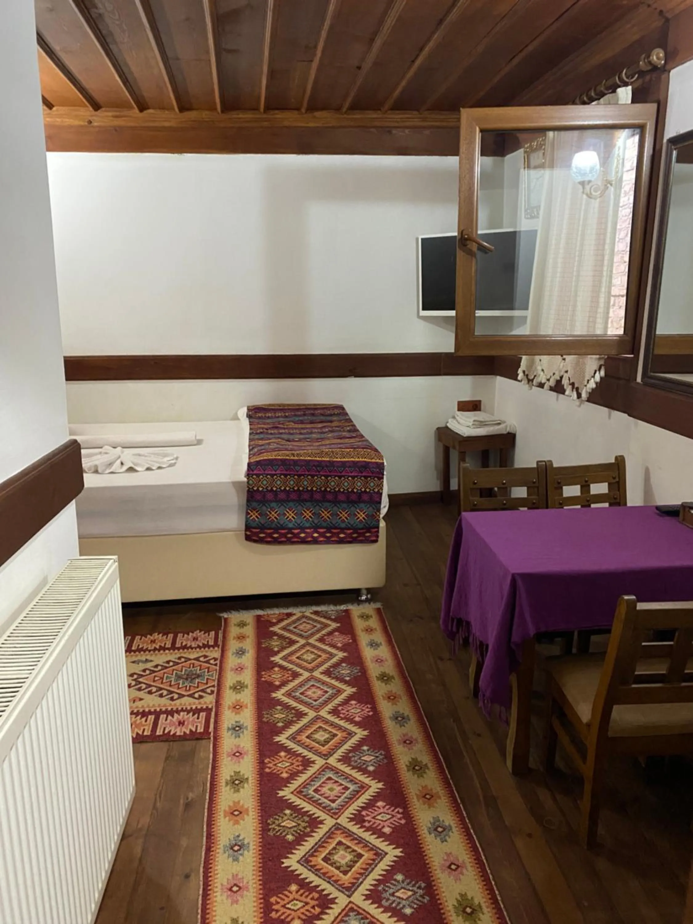 Bed in Avcıoğlu Konak Otel