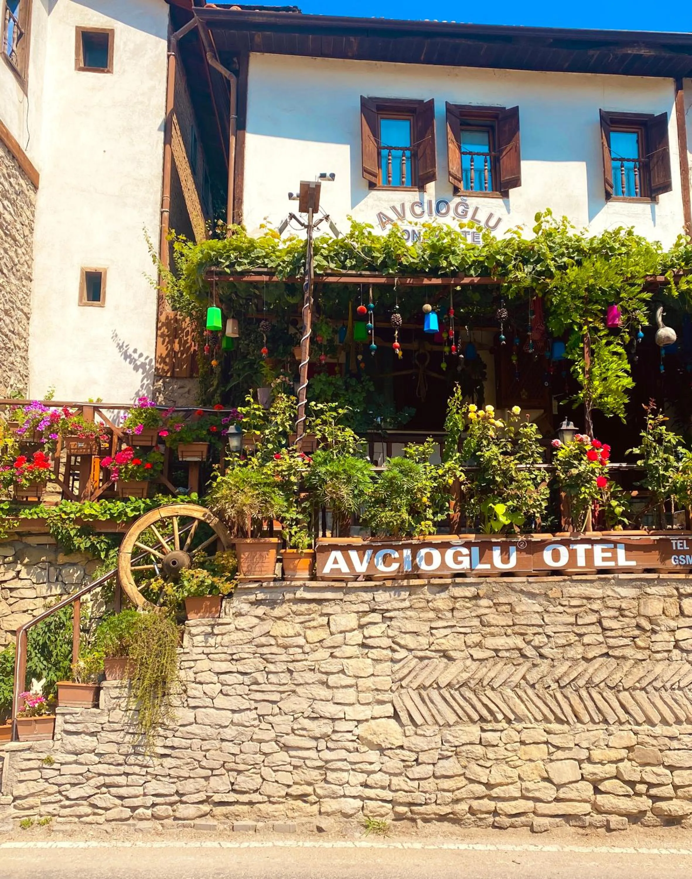 Property building in Avcıoğlu Konak Otel