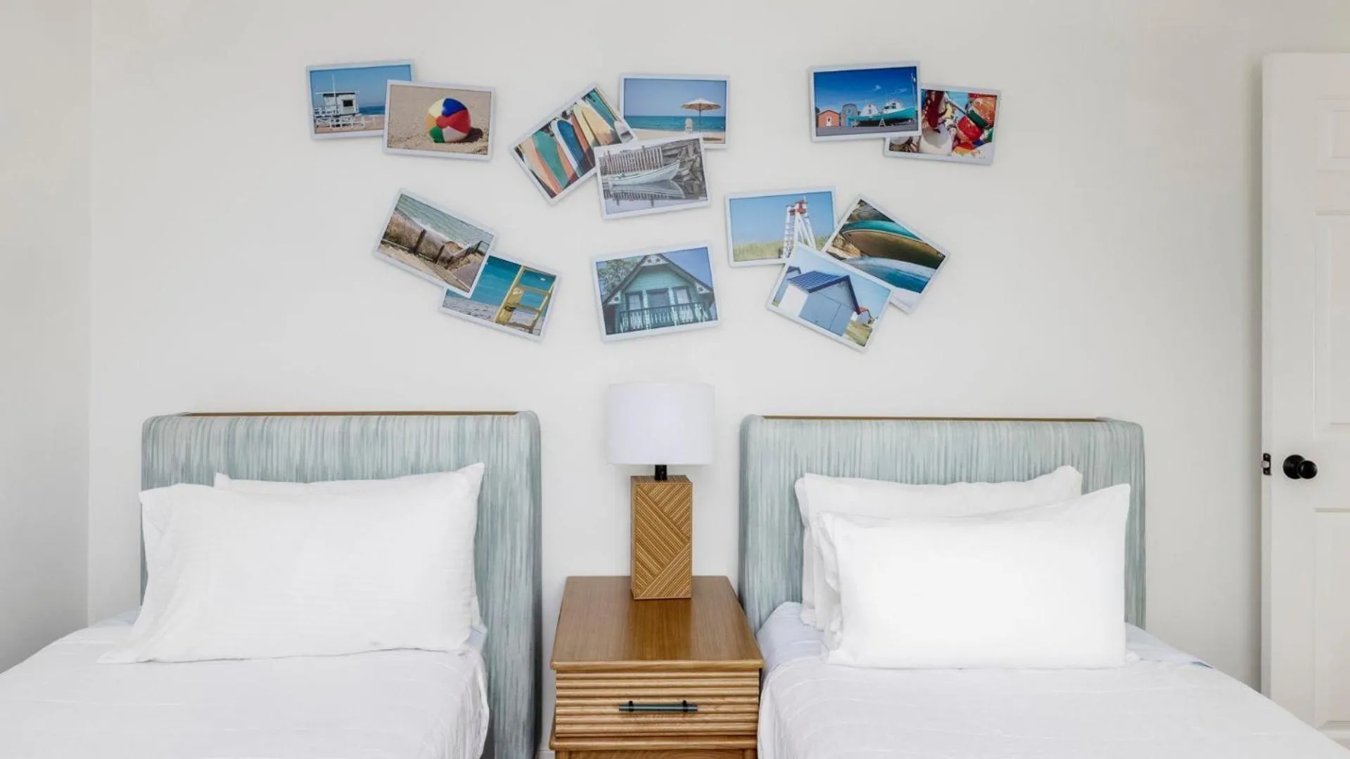 Photo of the whole room, Bed in Blue Water Resort