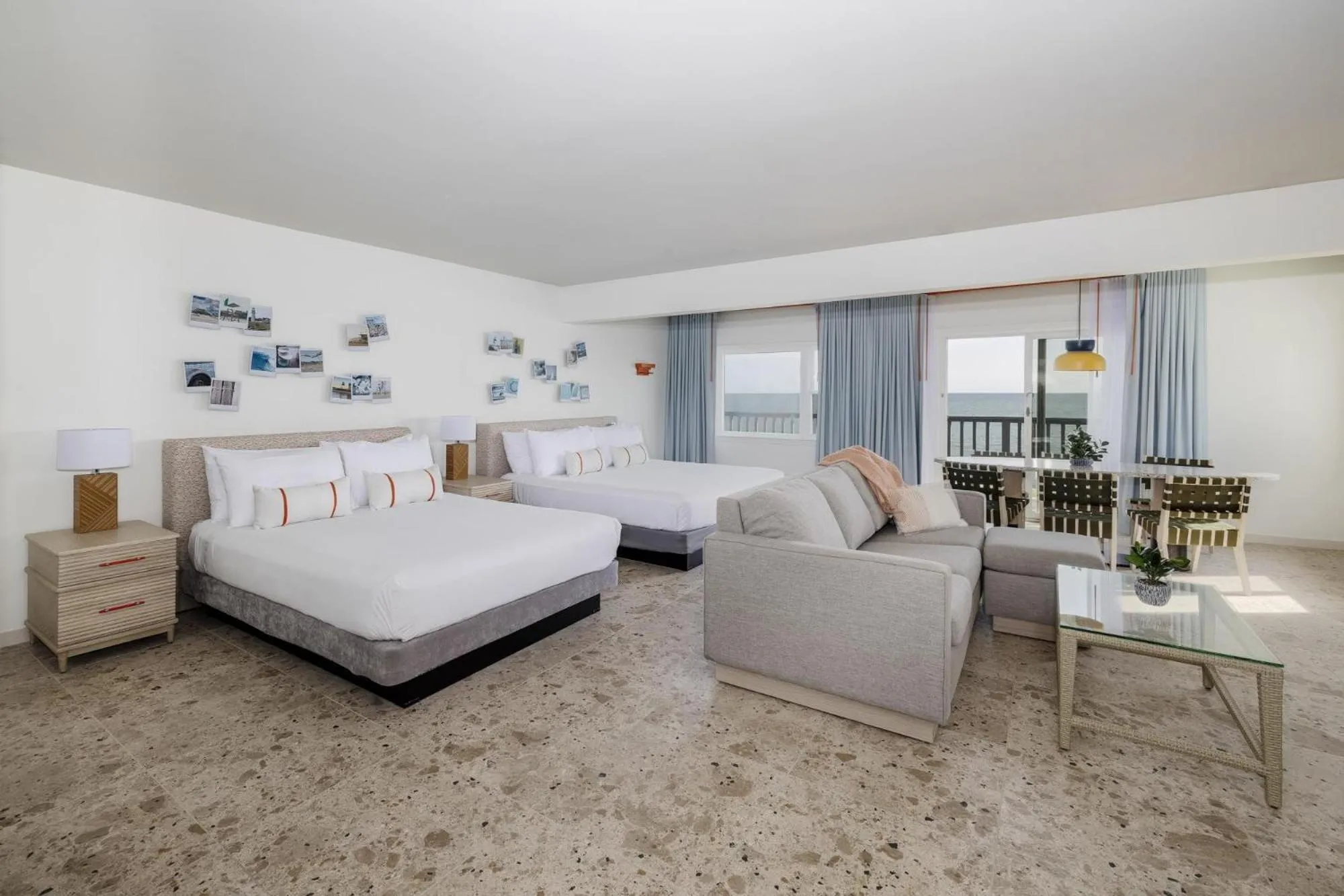 Bedroom, Bed in Blue Water Resort