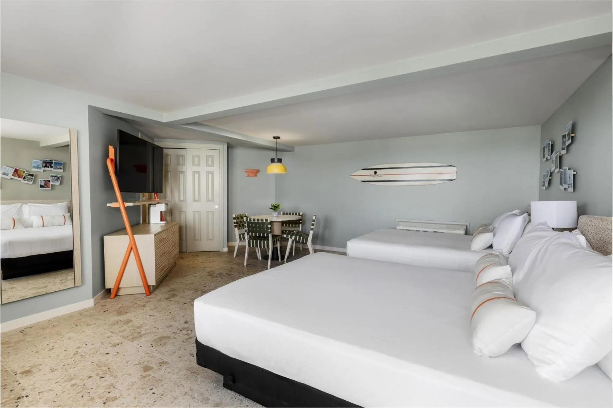 Bedroom, Bed in Blue Water Resort