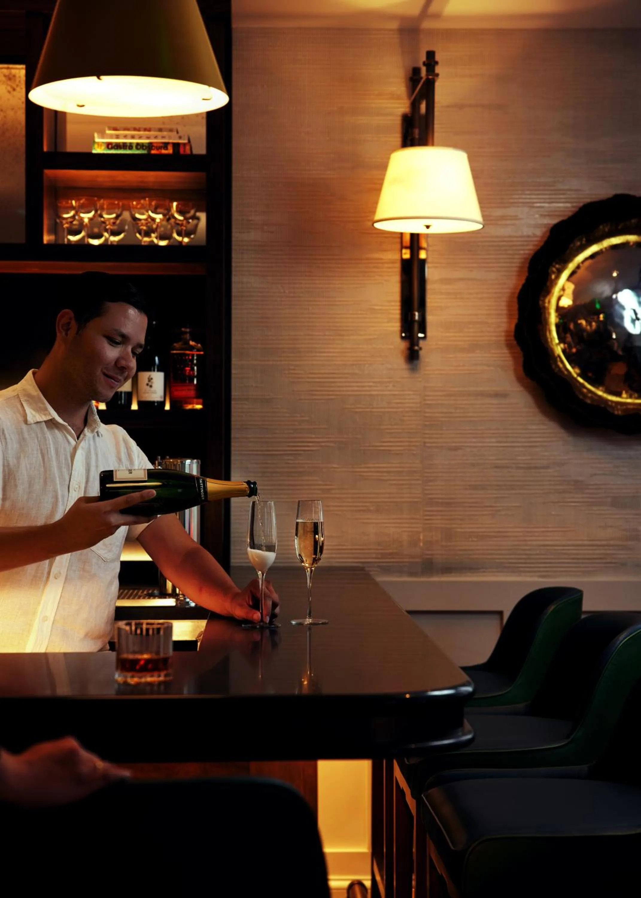 Lounge or bar in Beacon Hill Hotel