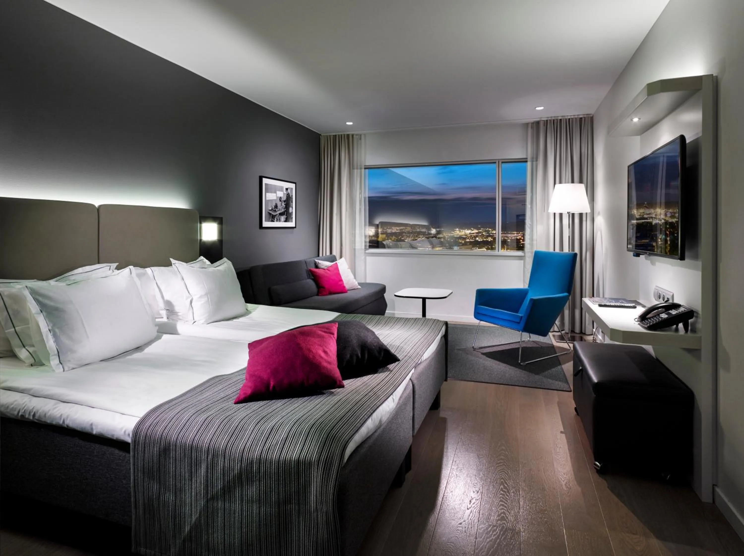 Photo of the whole room, Bed in Gothia Towers & Upper House