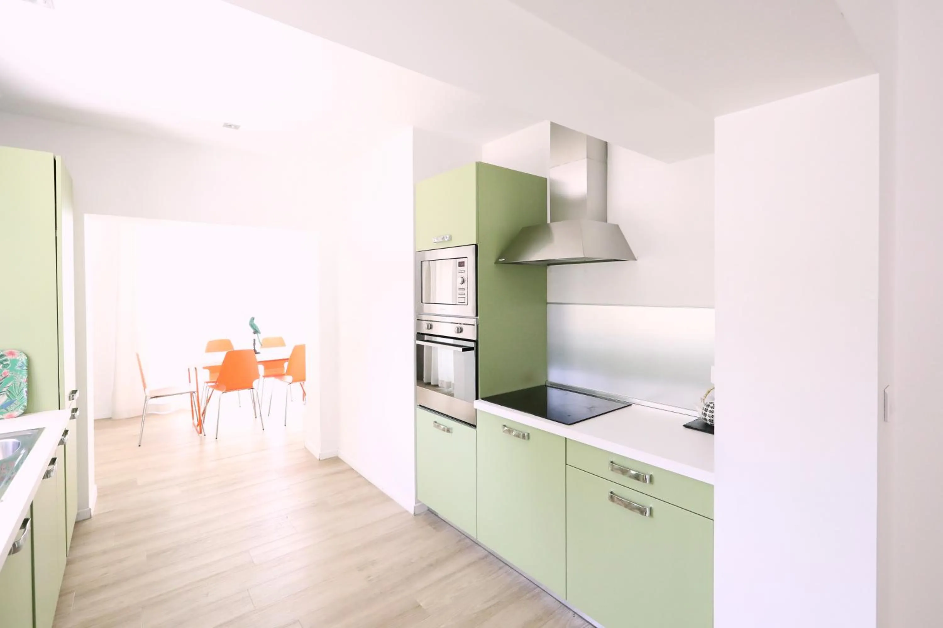 Kitchen or kitchenette in Appart' Hotel La Girafe Marseille Est - Porte d'Aubagne