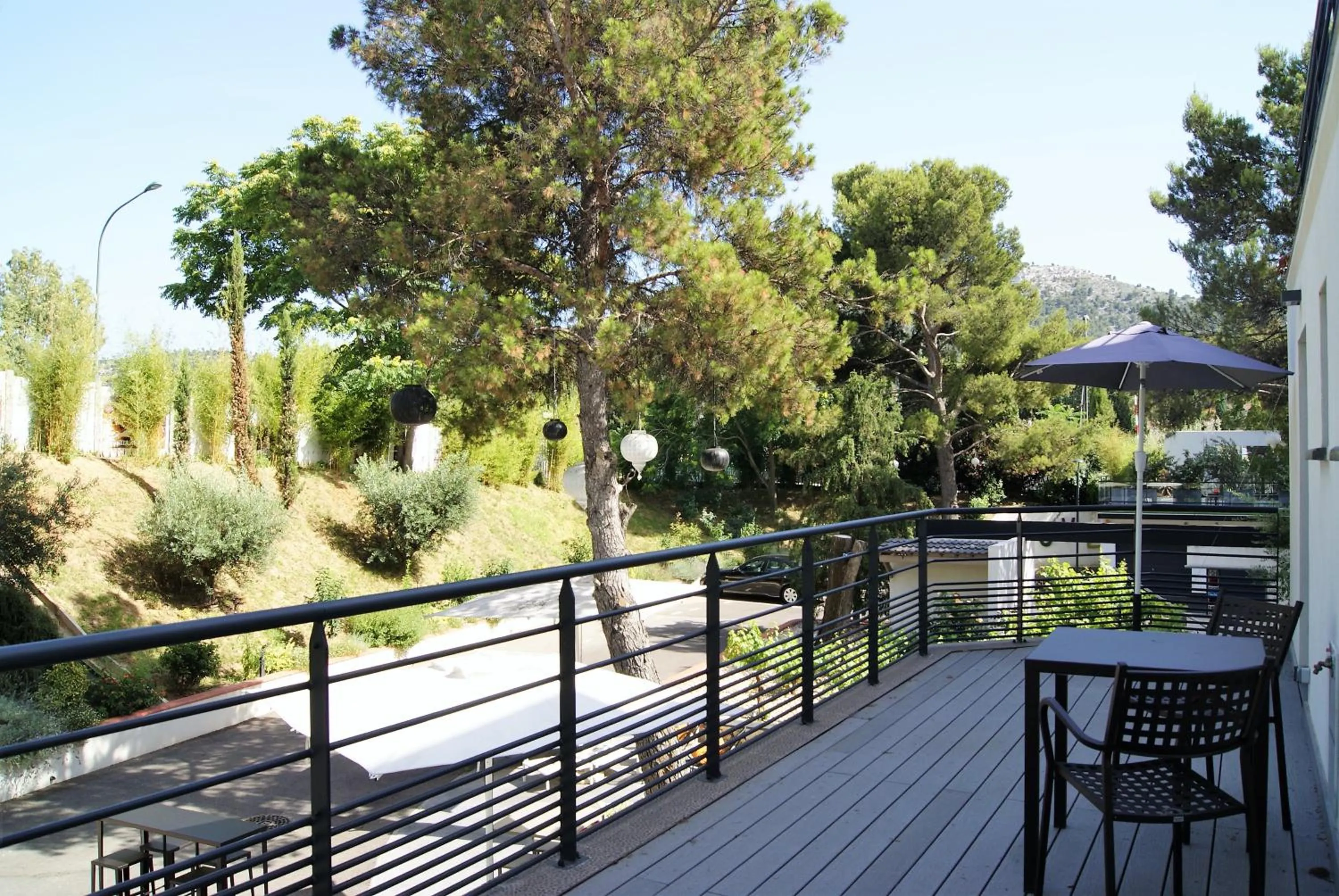 Staff in Appart' Hotel La Girafe Marseille Est - Porte d'Aubagne