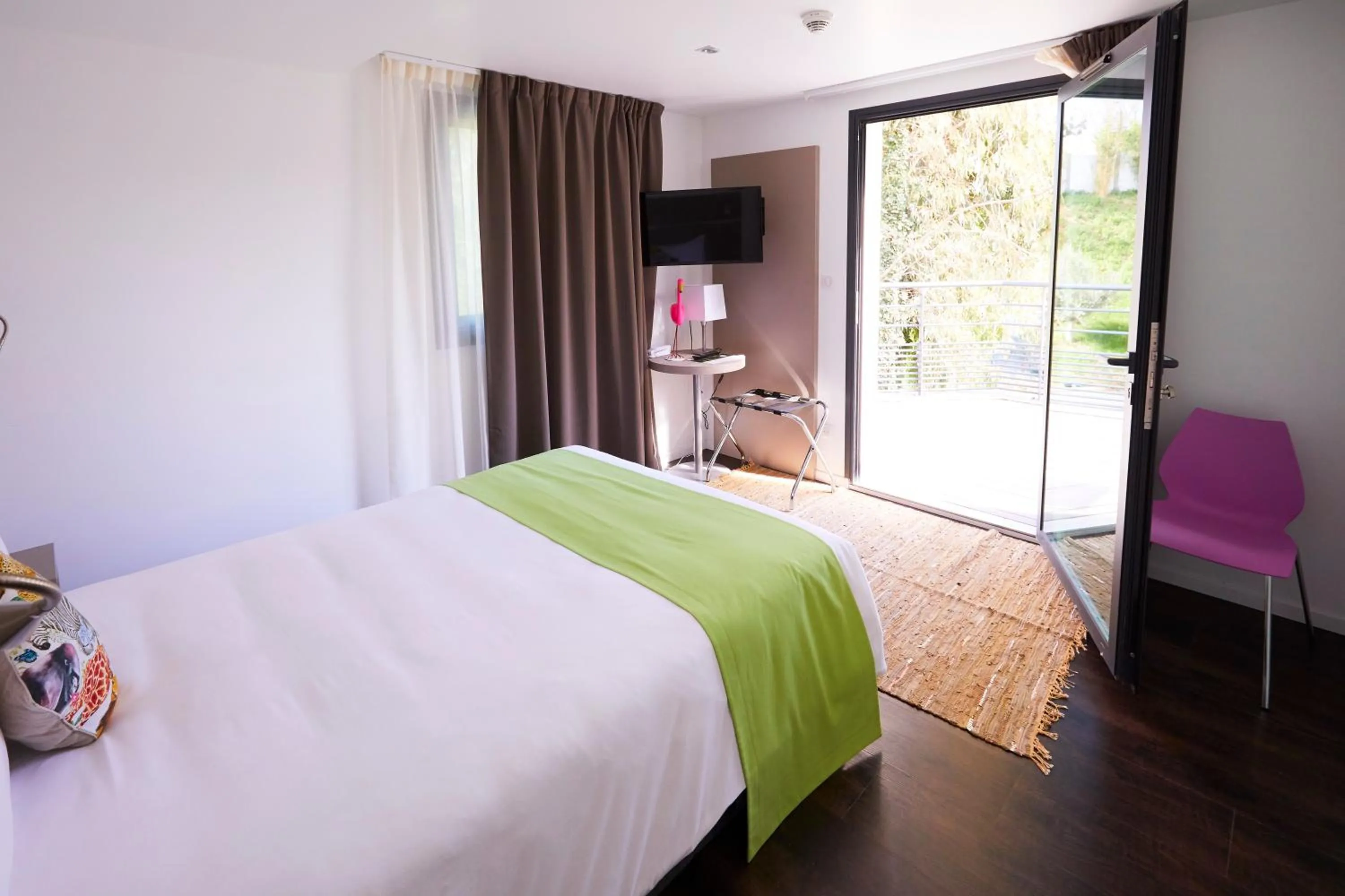 Bed in Appart' Hotel La Girafe Marseille Est - Porte d'Aubagne