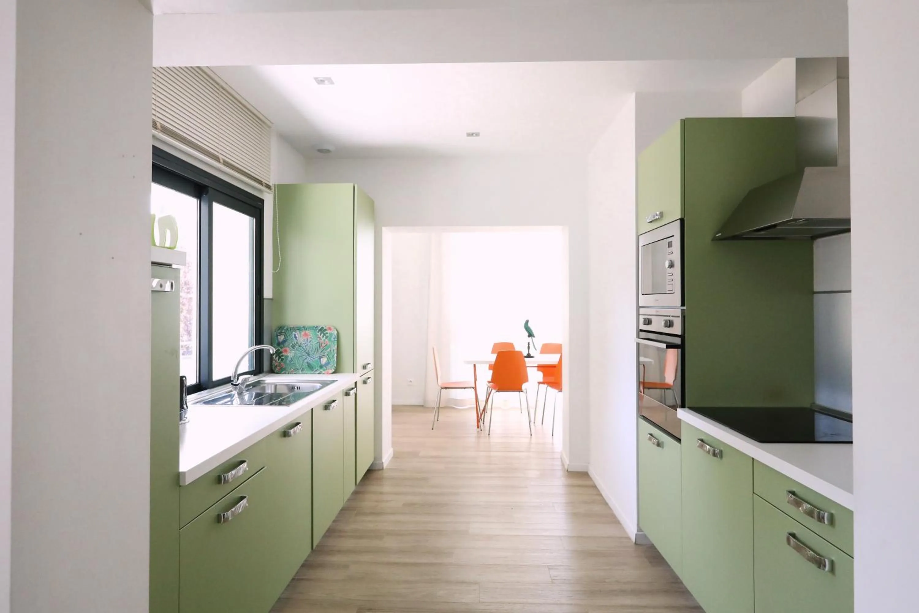 Kitchen or kitchenette in Appart' Hotel La Girafe Marseille Est - Porte d'Aubagne