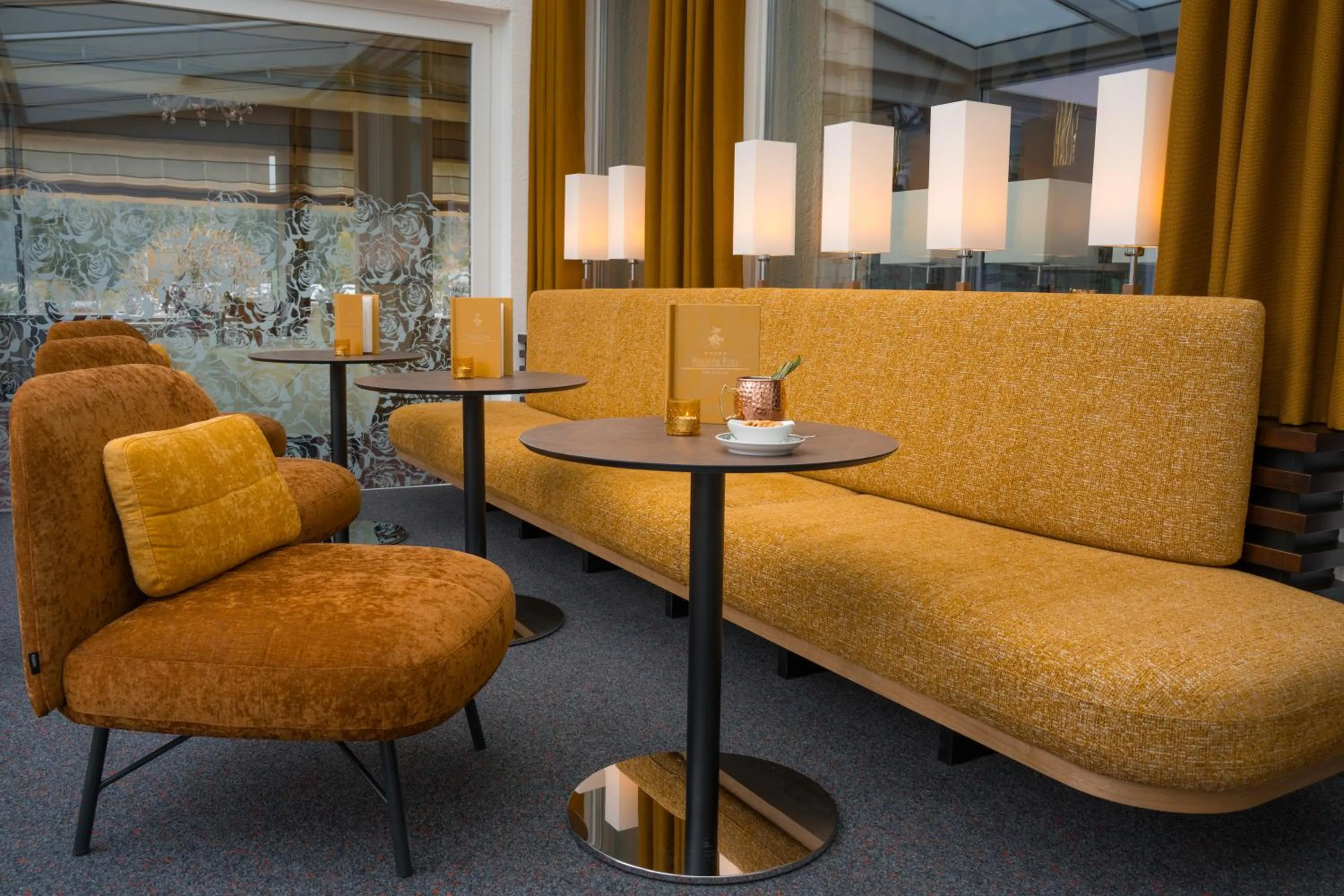 Lounge or bar in Parkhotel Flora am Schluchsee