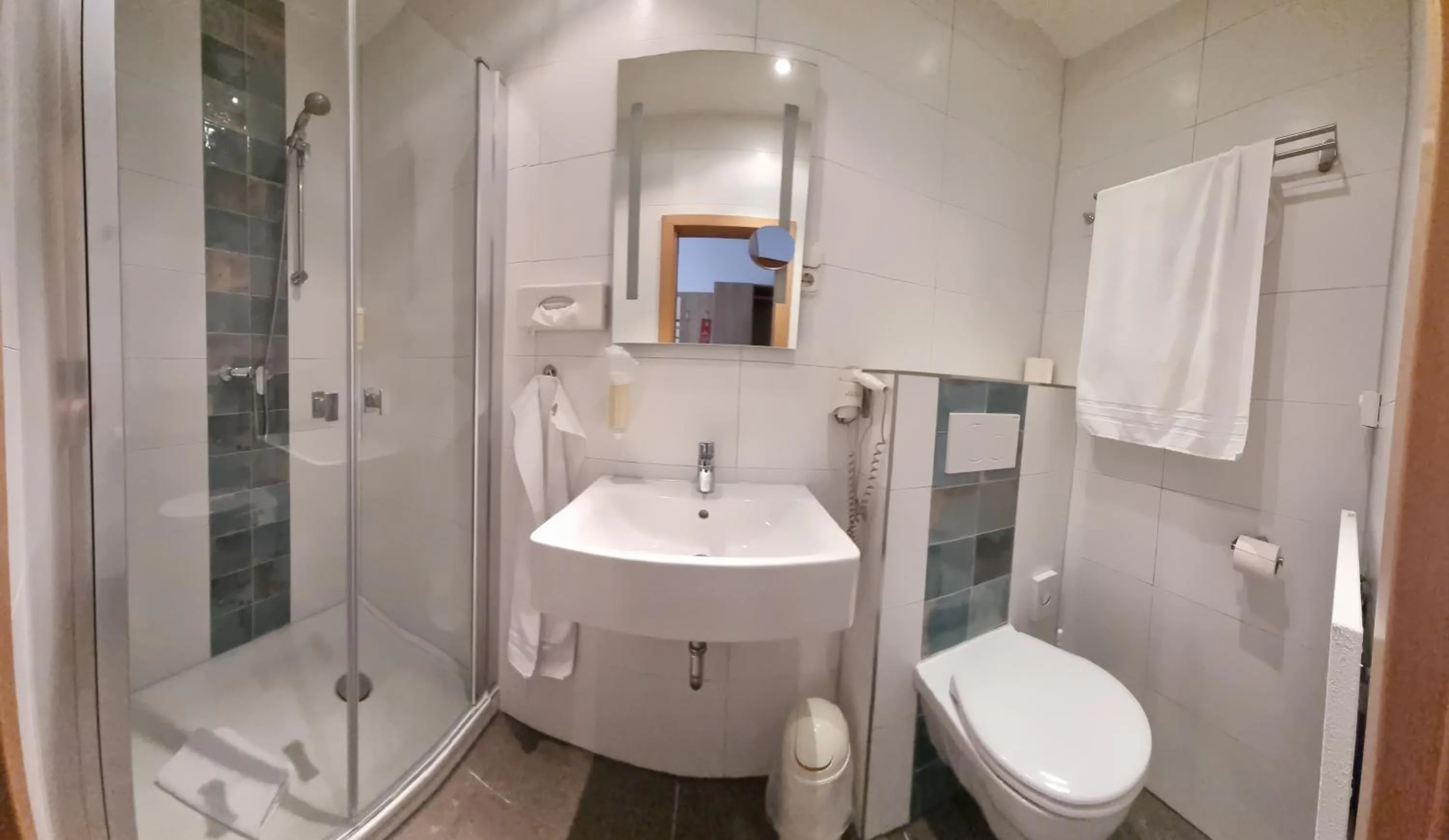 Bathroom in Kräuterhotel & Restaurant Heidejäger