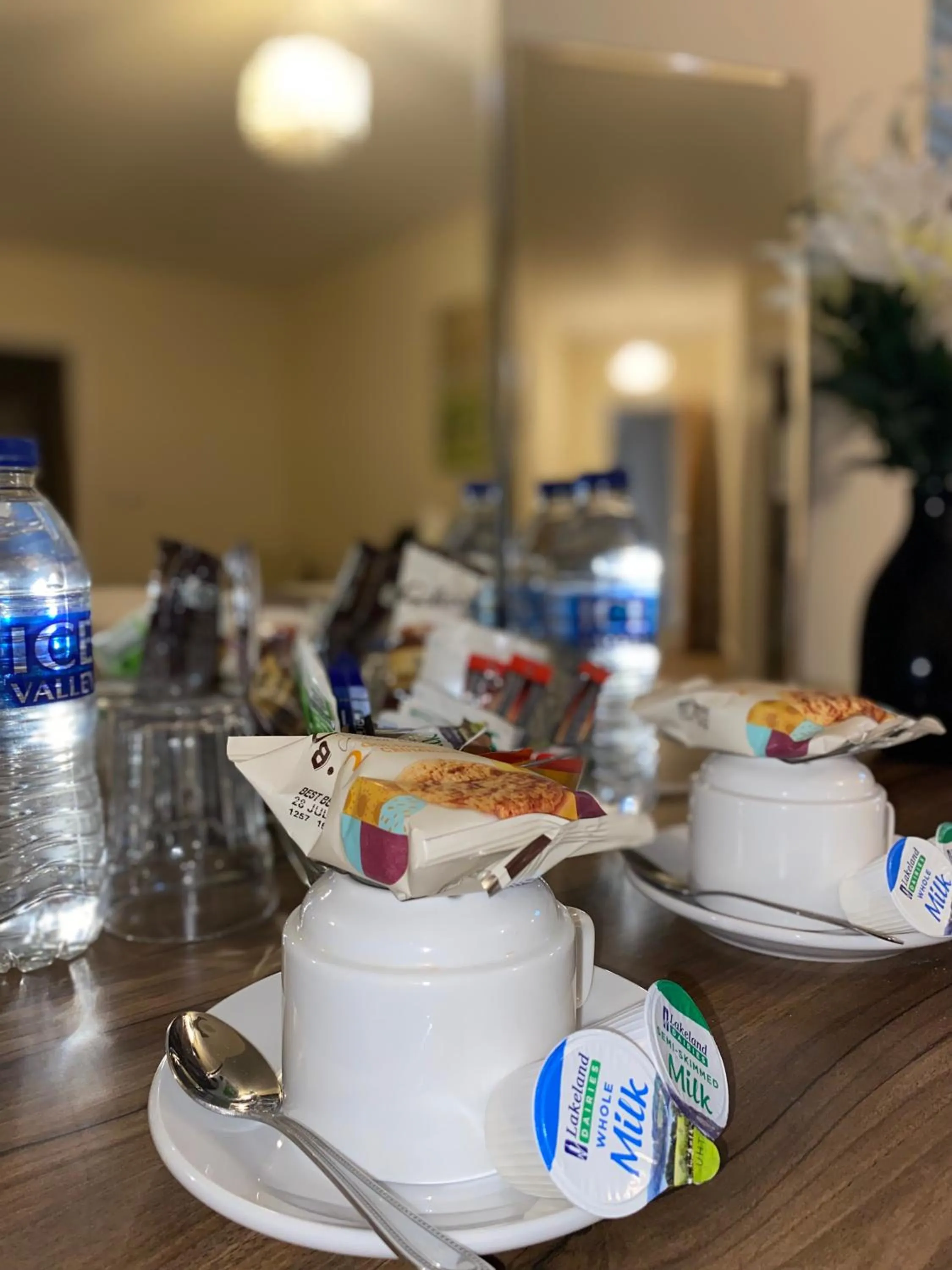 Drinks in Woodhouse Farm Lodge