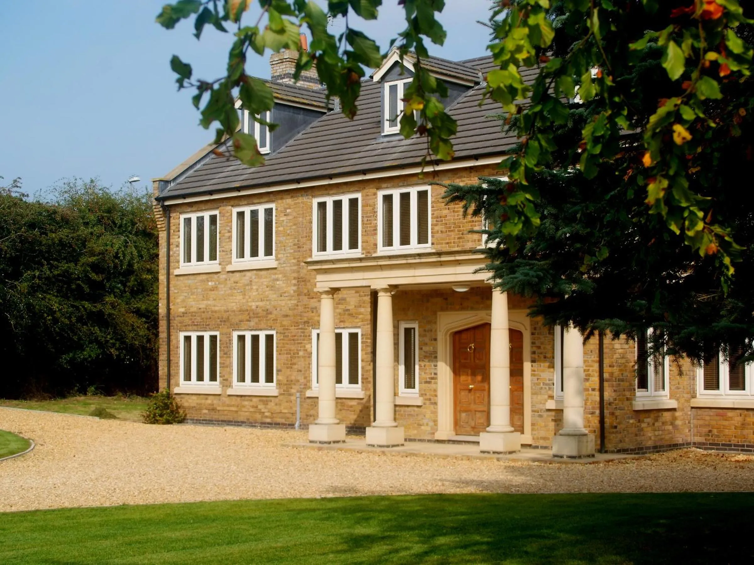 Property building in Woodhouse Farm Lodge