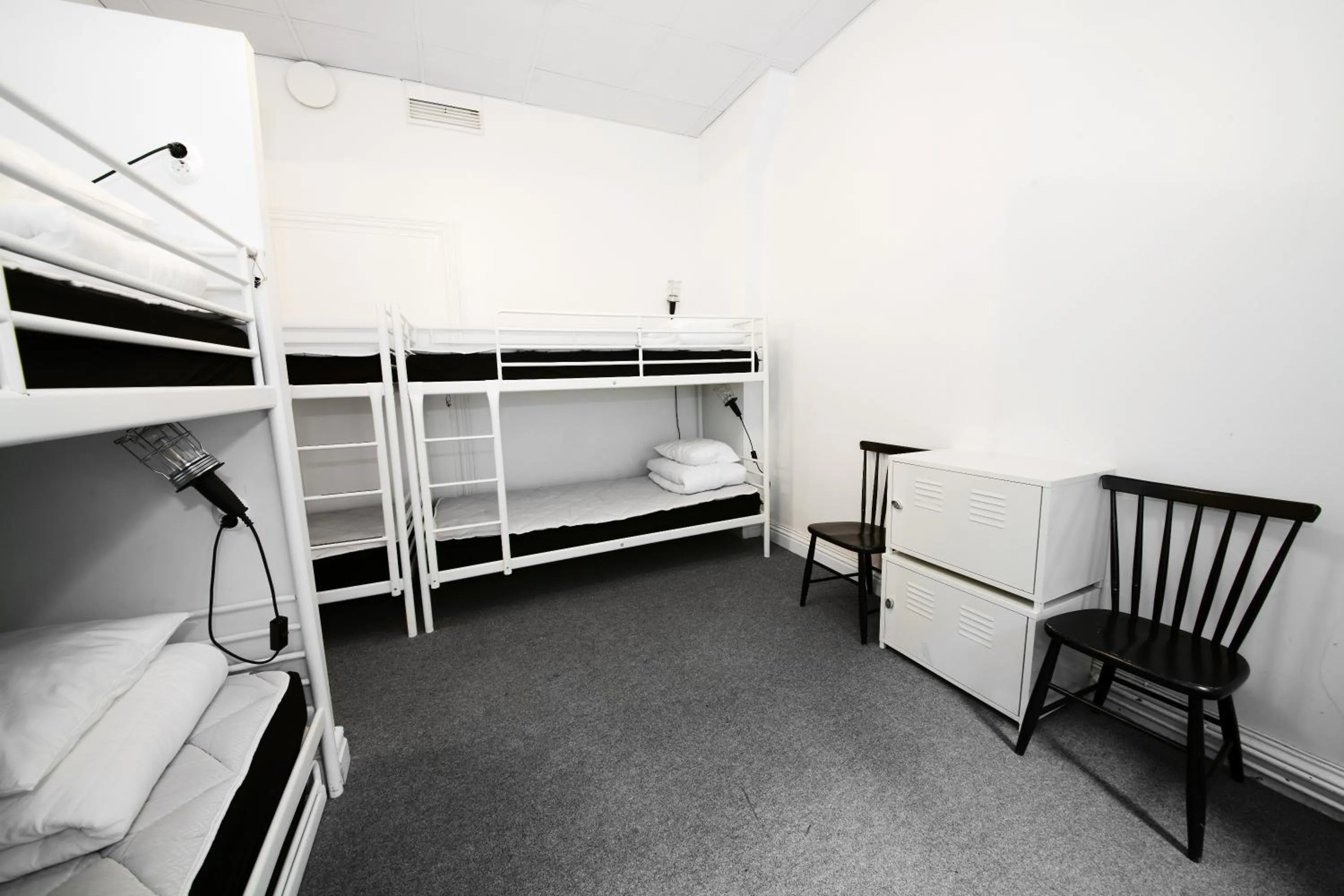 Photo of the whole room, Bed in City Backpackers Hostel